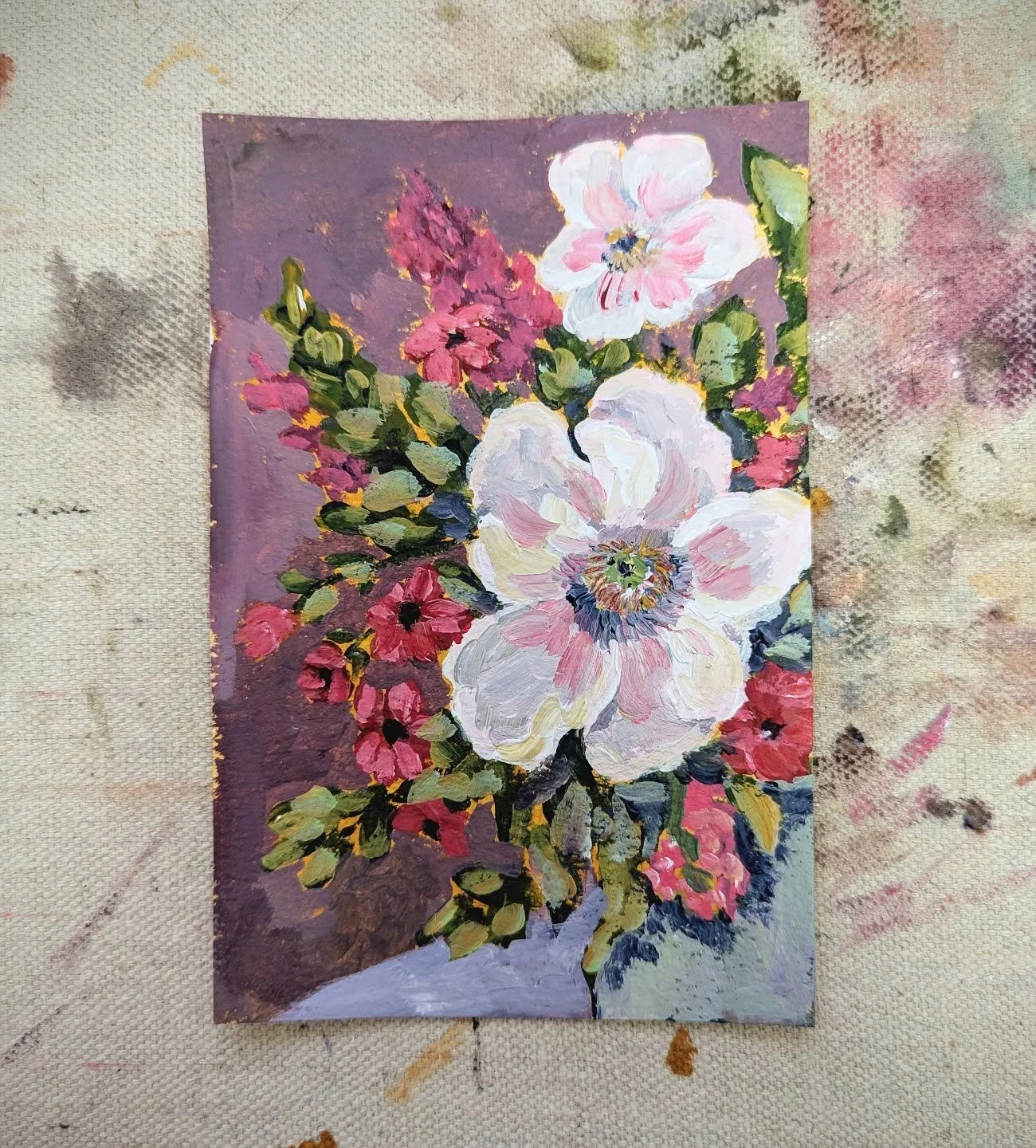 This spring weather we're having has me dreaming up florals. Hope you like this arrangement. 

#flowerpainting #springflowers #faithinspiredart #Christianartist #acrylicpainting