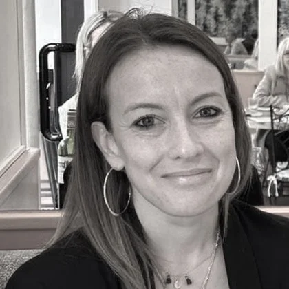 Dr Elizabeth A. Bates