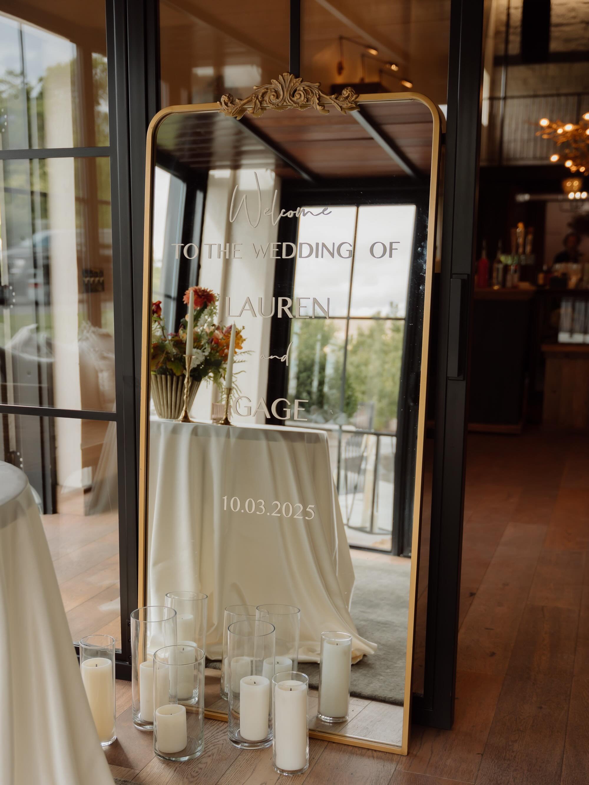 An intentional wedding day leaves room for presence, creativity, and connection. Always build in 1&ndash;2 extra hours to your timeline. You&rsquo;ll never regret having more time, only wishing you had it.

Associate shot for @bagshawphotoandvideo