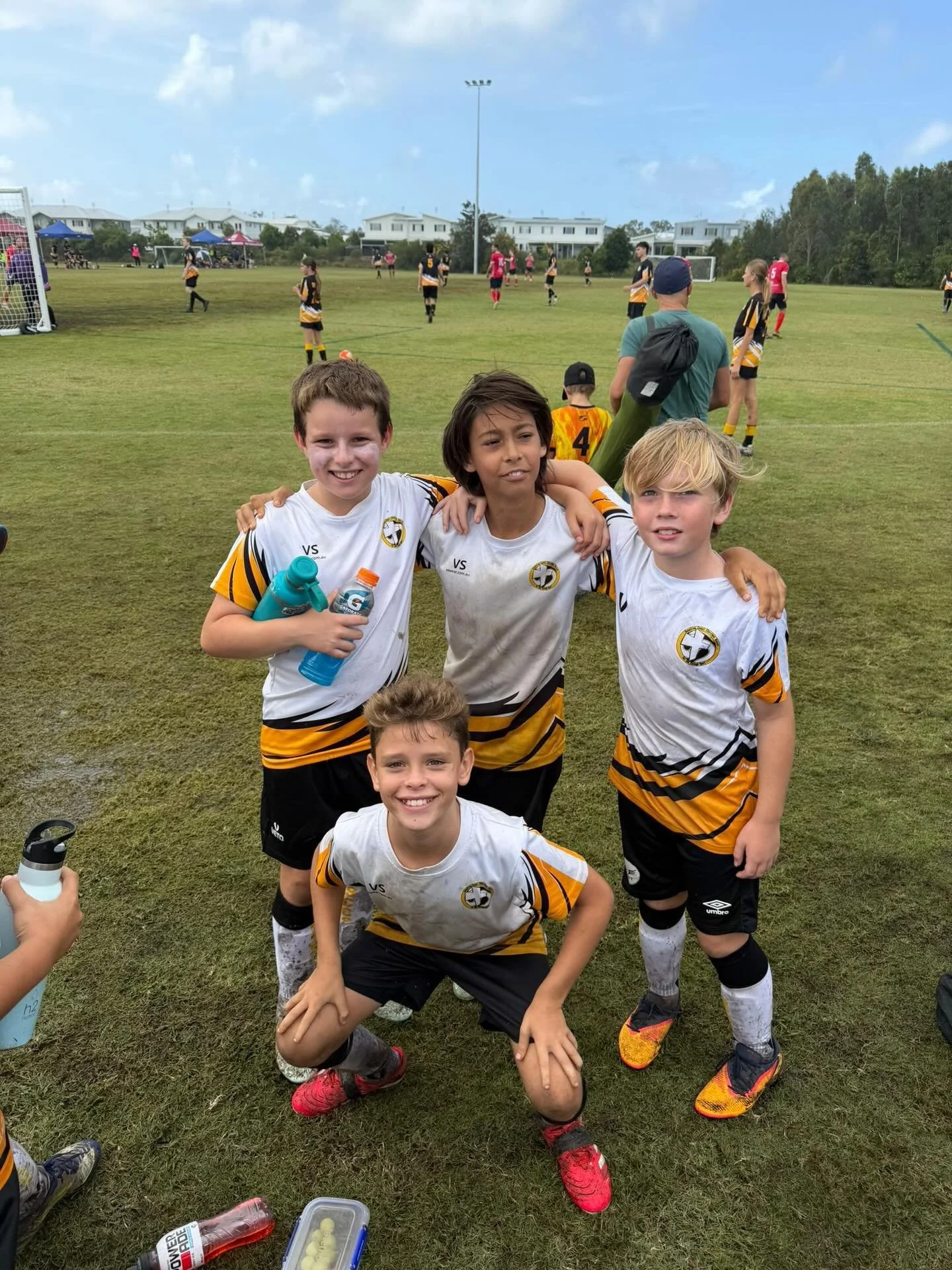🚨Before we get back into fixtures this weekend, we wanted to give a huge shout out to all the Buddina United rep players that played at last weekend&rsquo;s carnival. We are very proud of you! 
Buddina United U11 Central rep players pictured were ha