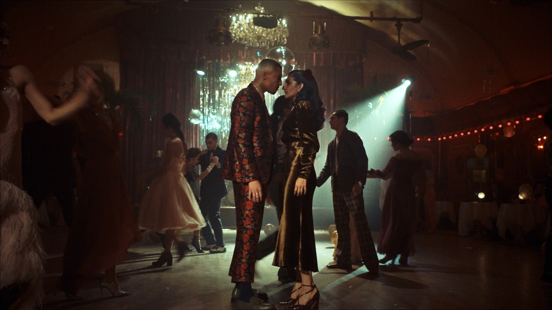 Coldplay "Cry Cry Cry"