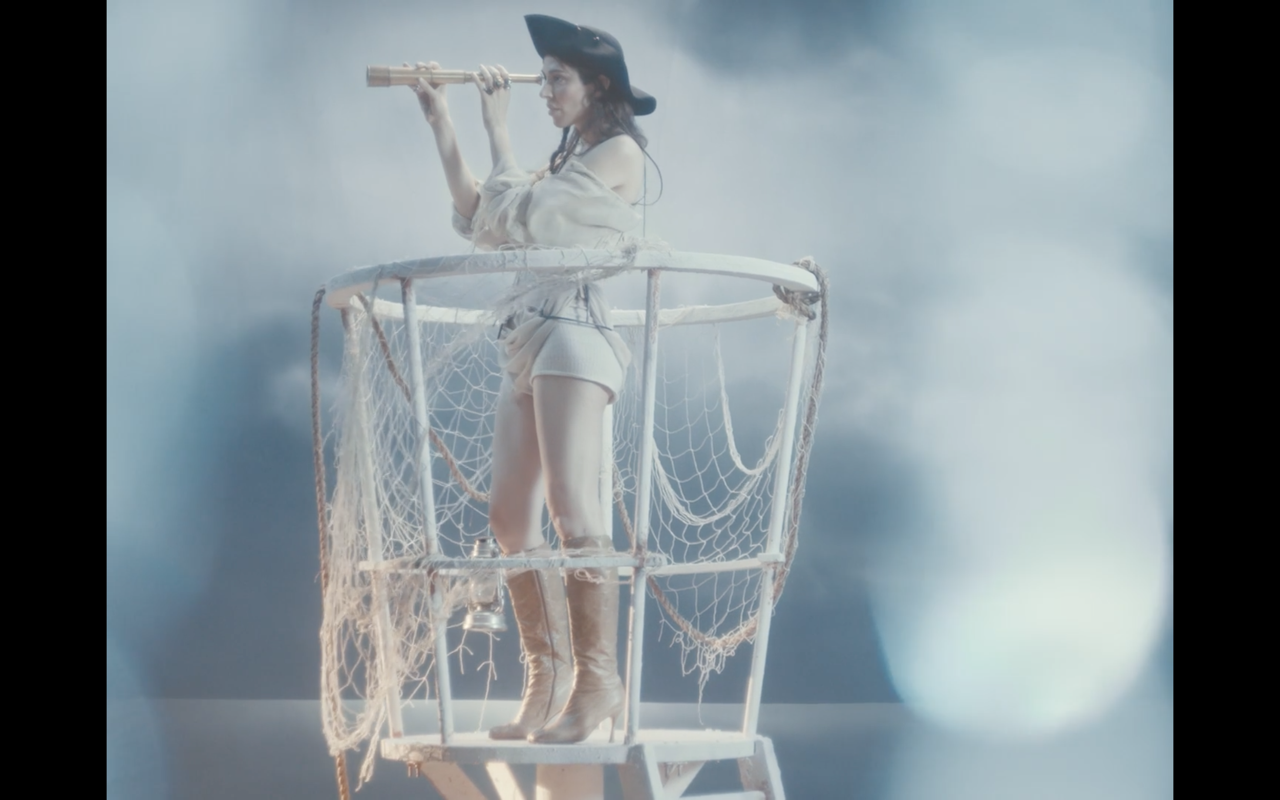 Caroline Polacheck "Ocean Of Tears"