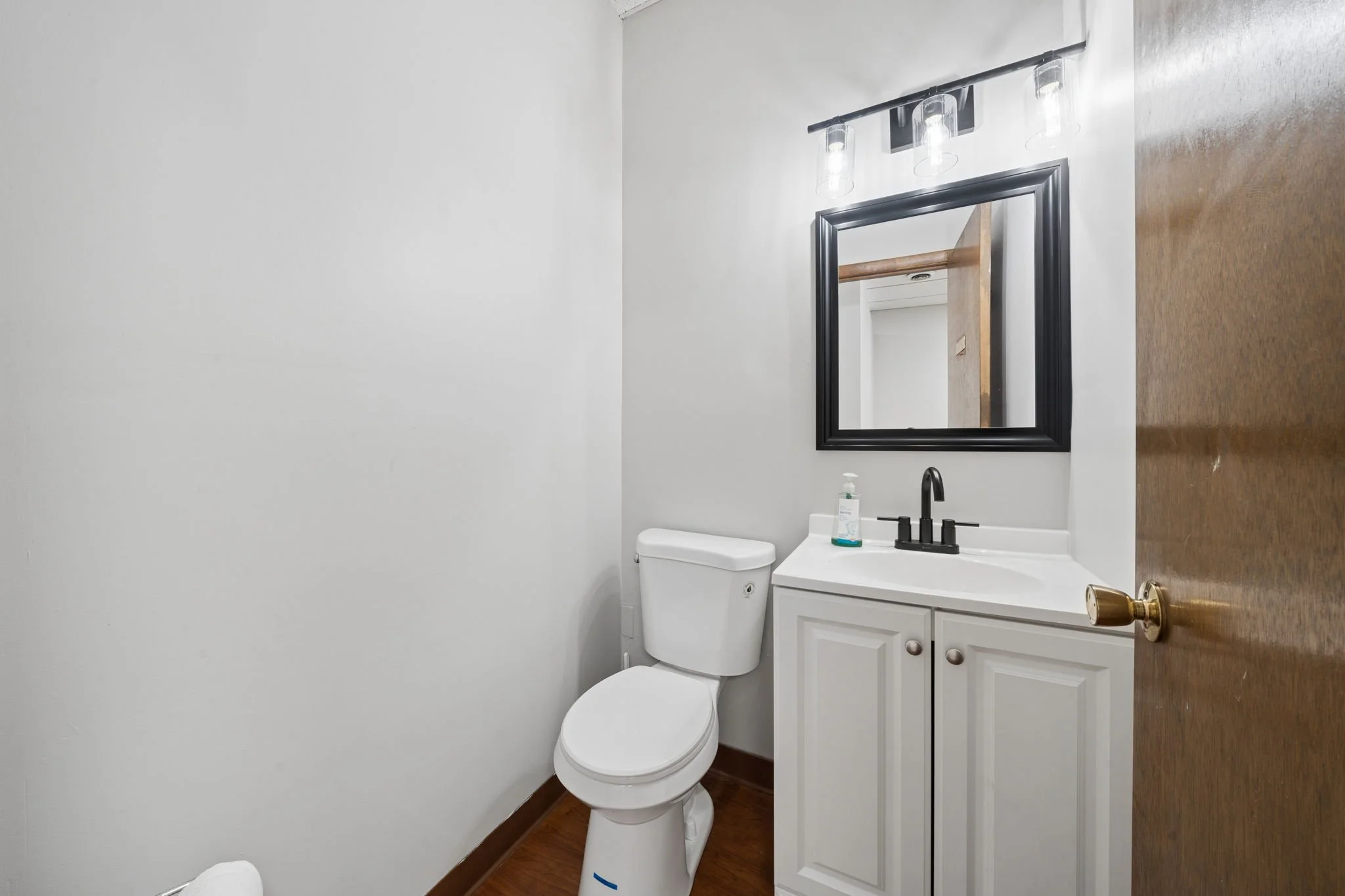 6-web-or-mls-4201-butler-st.jpg