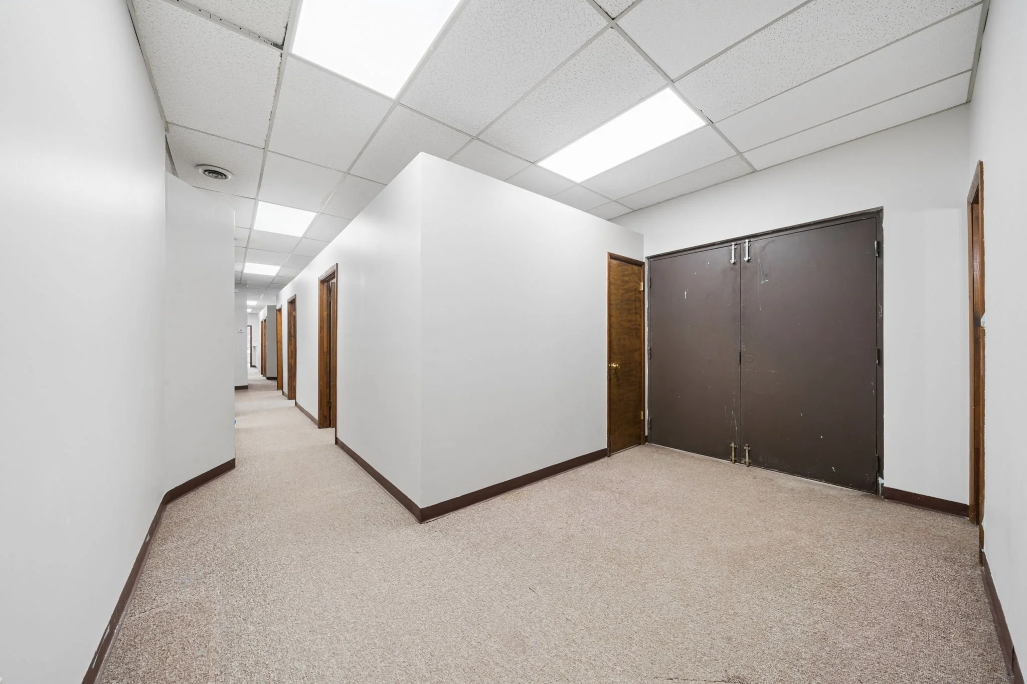 21-web-or-mls-4201-butler-st.jpg
