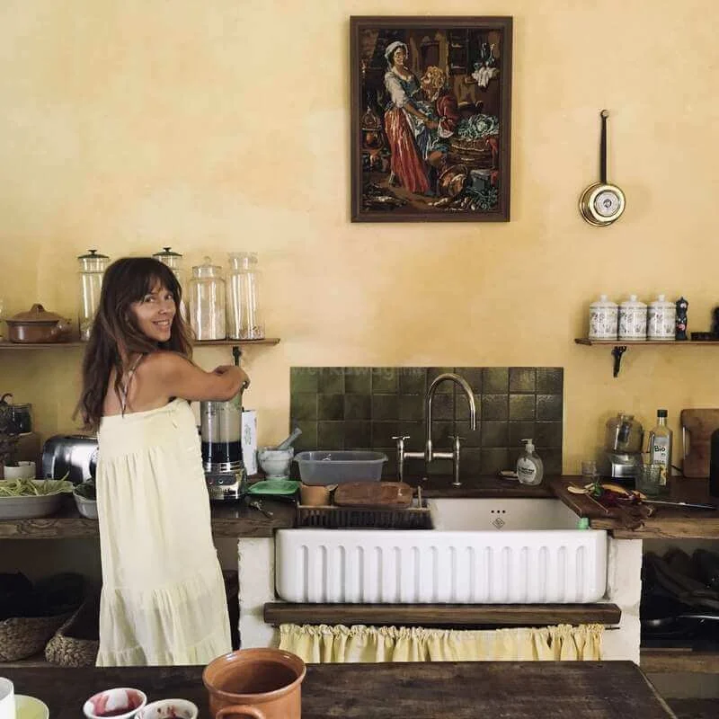 Cooking in the kitchen - Maison les Buis.jpg