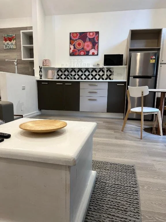 Well-equipped kitchen spaces make this Tamborine Mountain accommodation ideal for independent travellers and relaxed holiday stays.