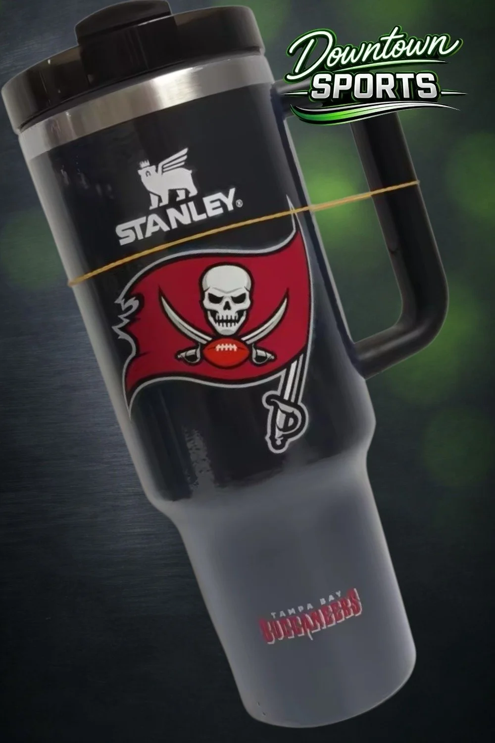 Tampa Bay Buccaneers Official Stanley x NFL Team Tumbler