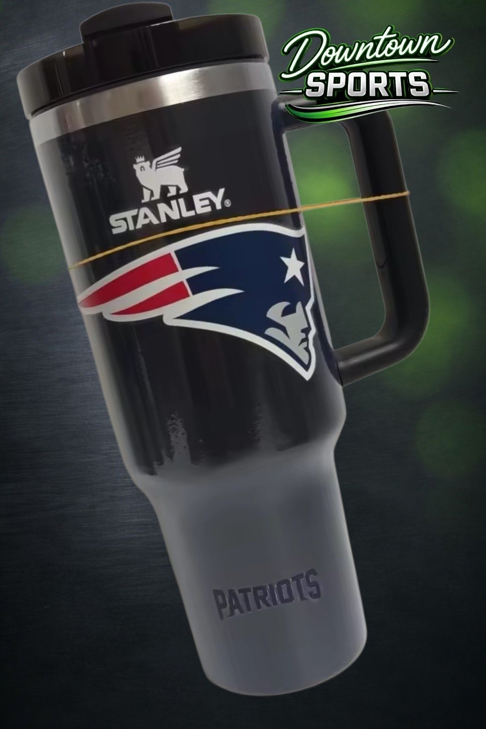 New England Patriots Official Stanley x NFL Team Tumbler