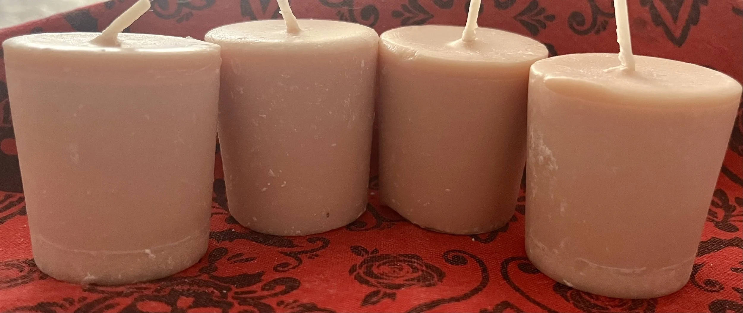 Sandalwood Votives