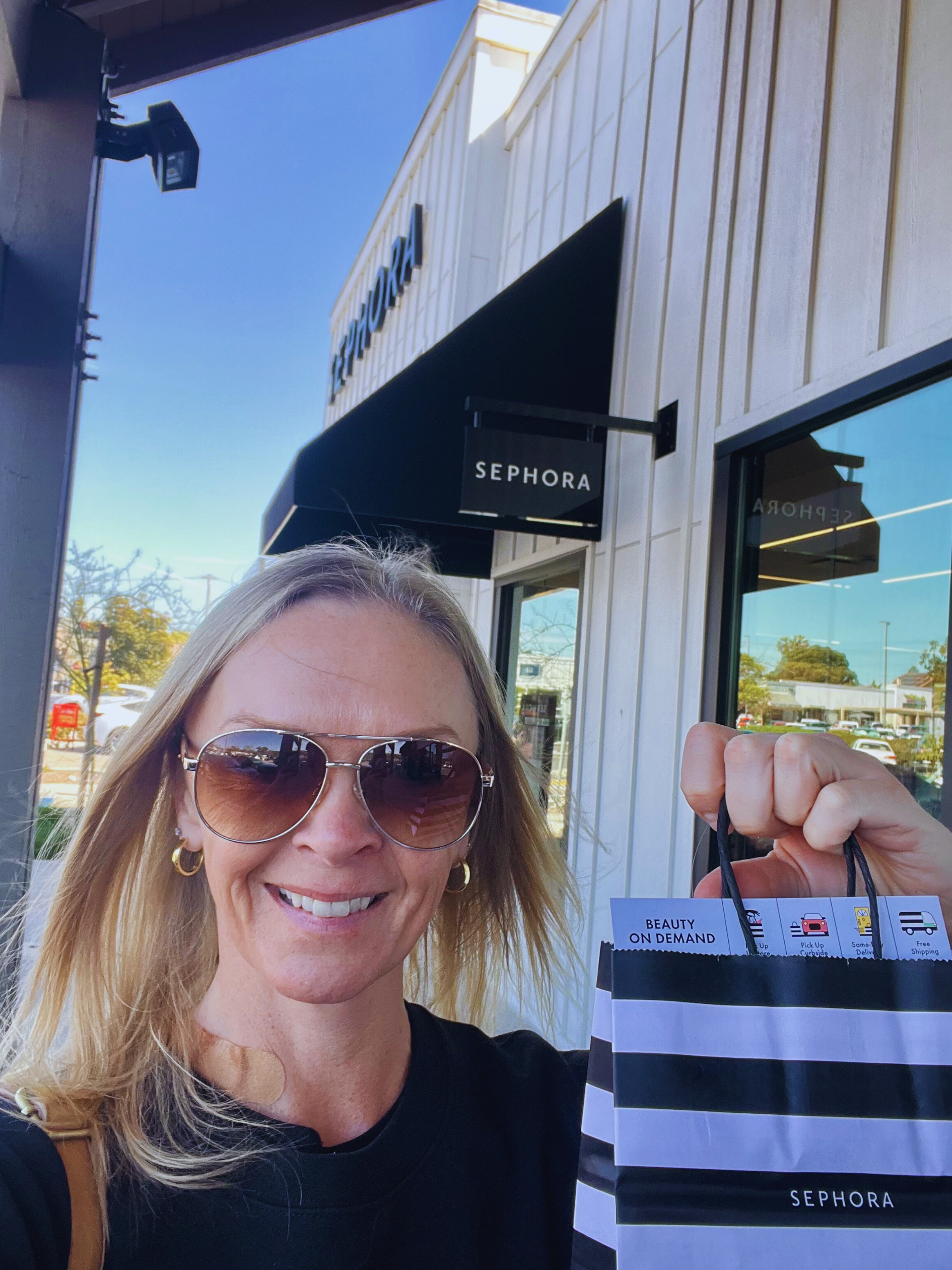 Personal concierge running errands and shopping in North County San Diego for busy clients.