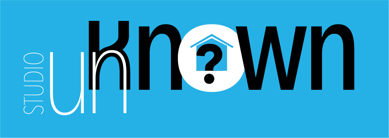 Studio (UN)known