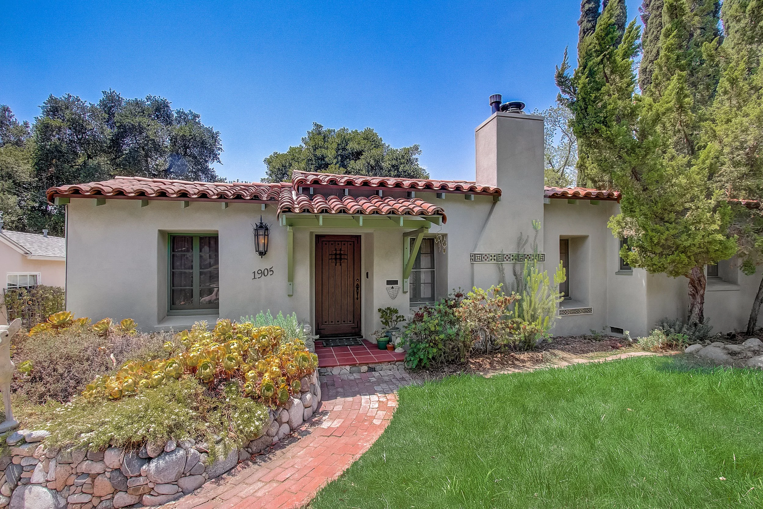 1901 Verdugo Rd_Ext.jpg