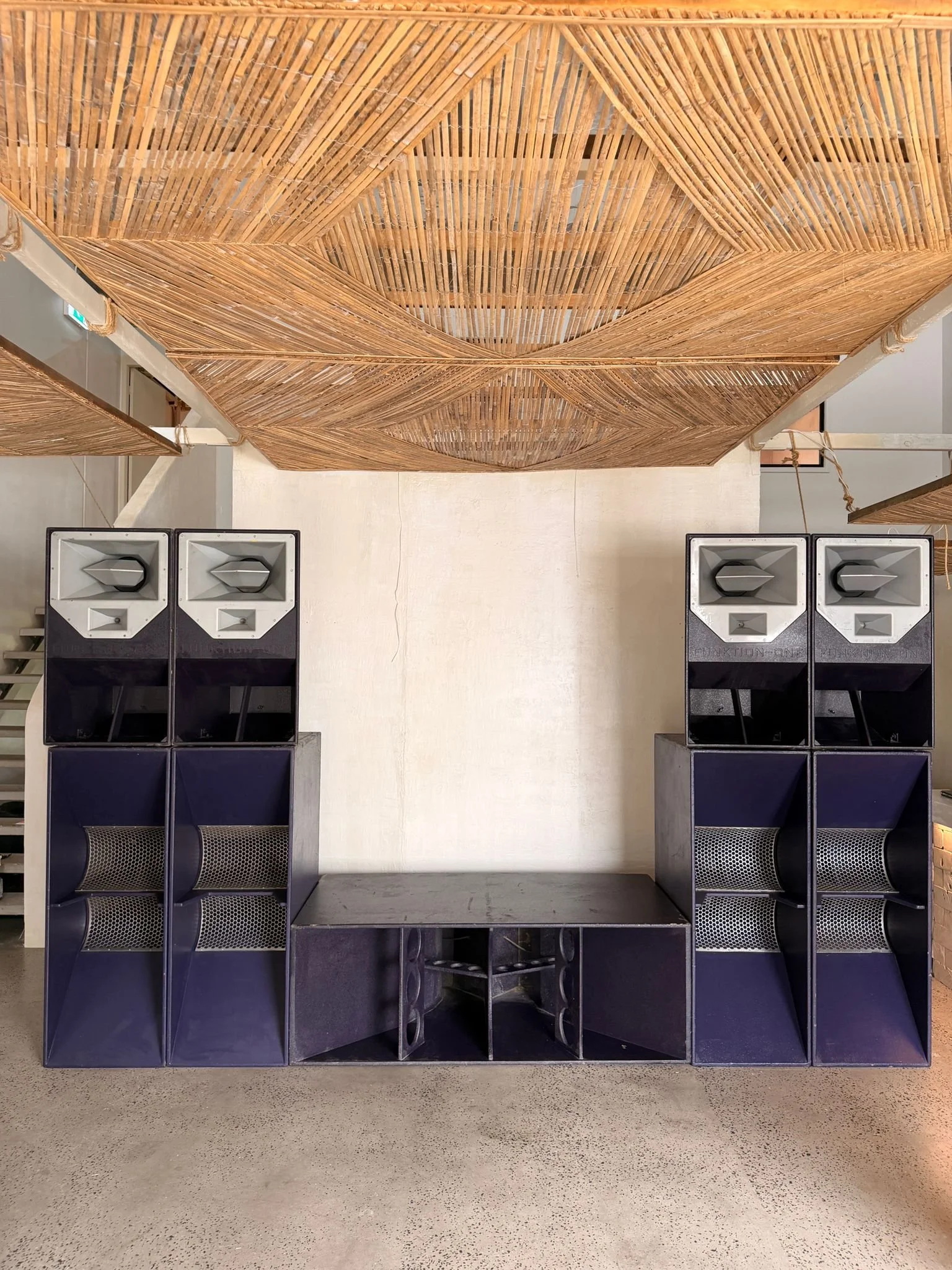 Medium Speaker Package