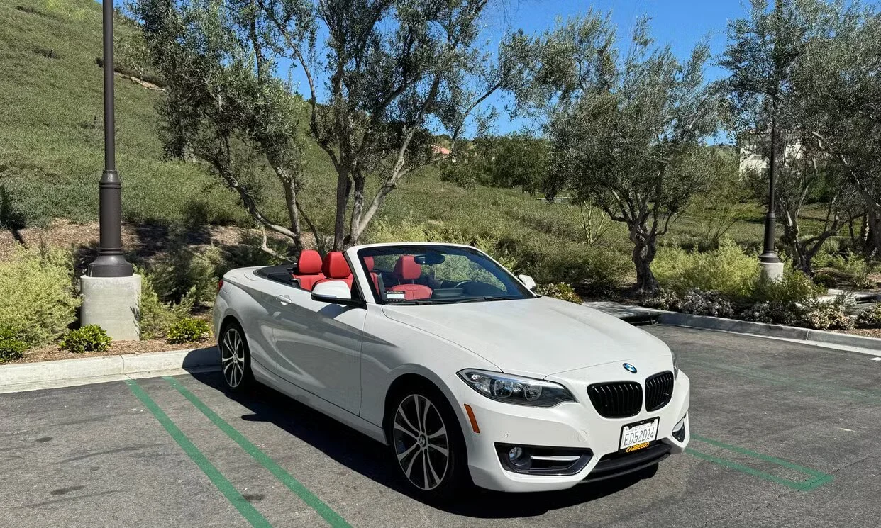225i-2016-white-7.jpg