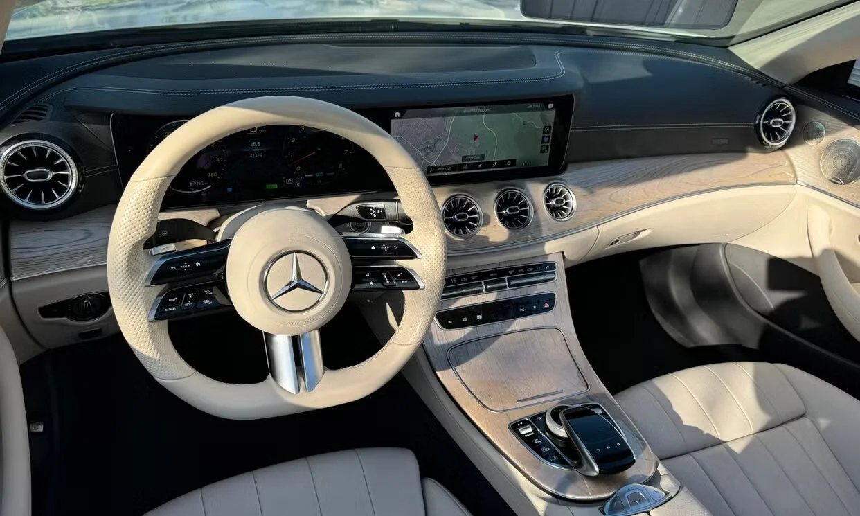 E450-cabriolet-white-11.jpg