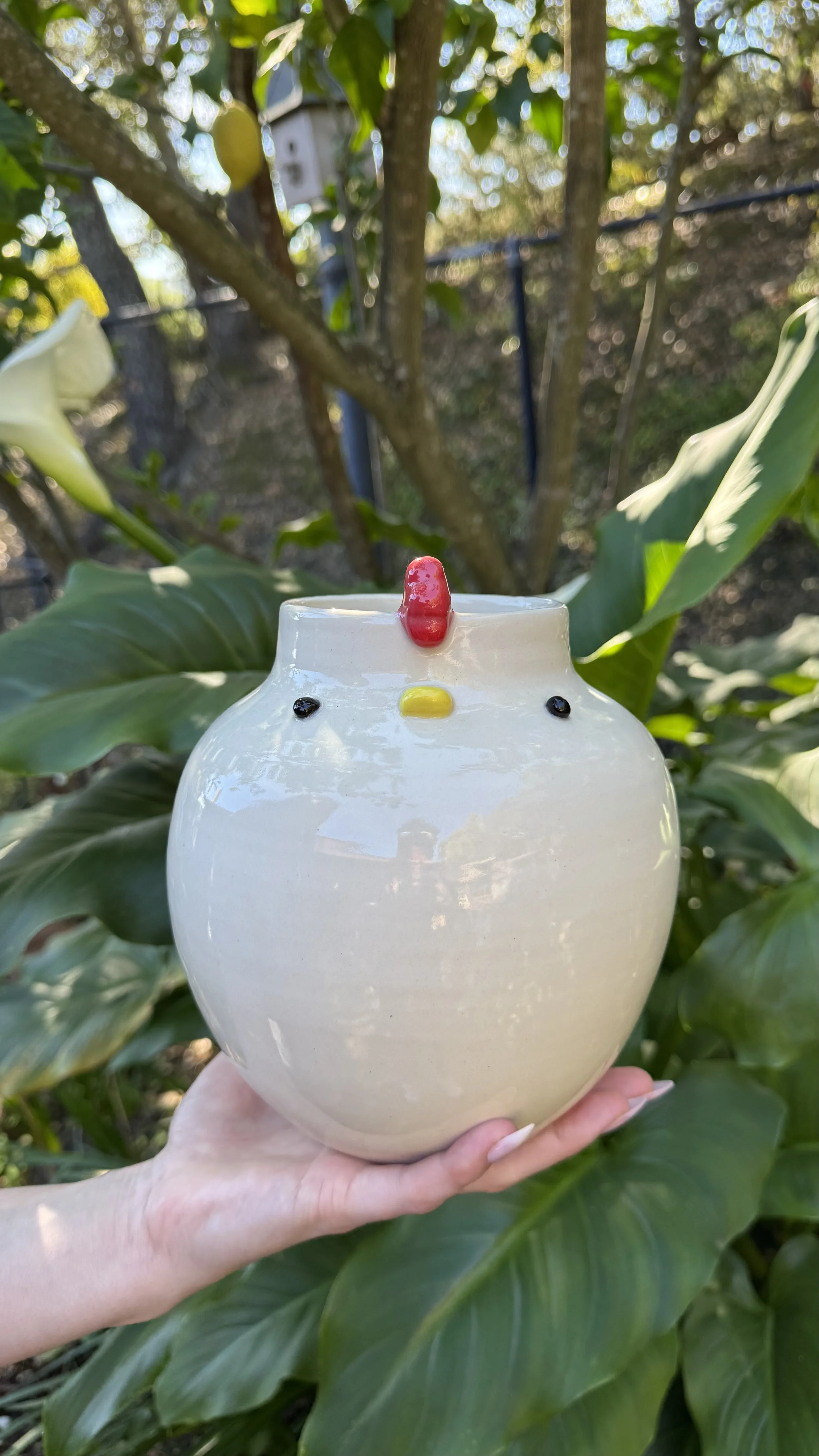 Big Chicken Vase