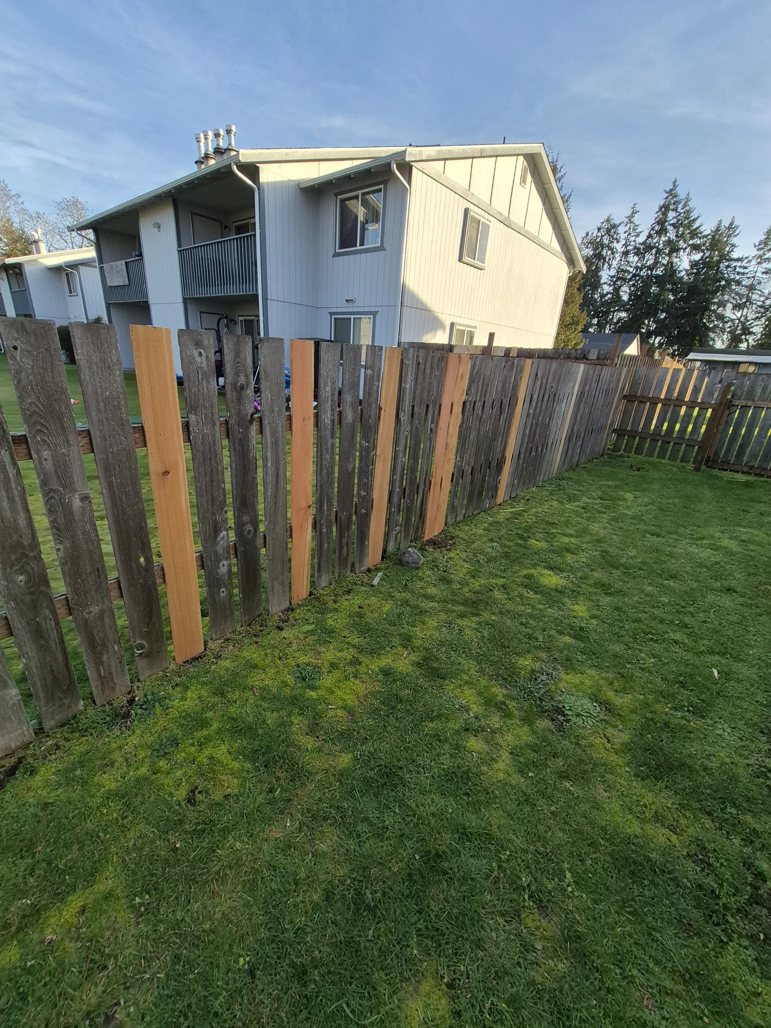 FENCE REPAIR IN FEDERAL WAY BY A&h HOME SERVICE