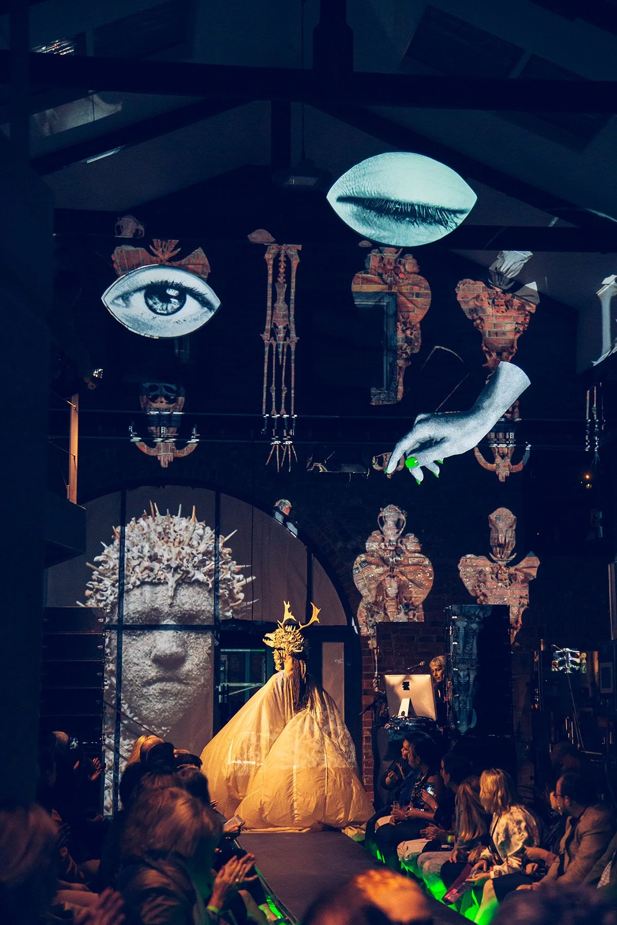 projection-mapping-museum of-natural-mystery.jpg