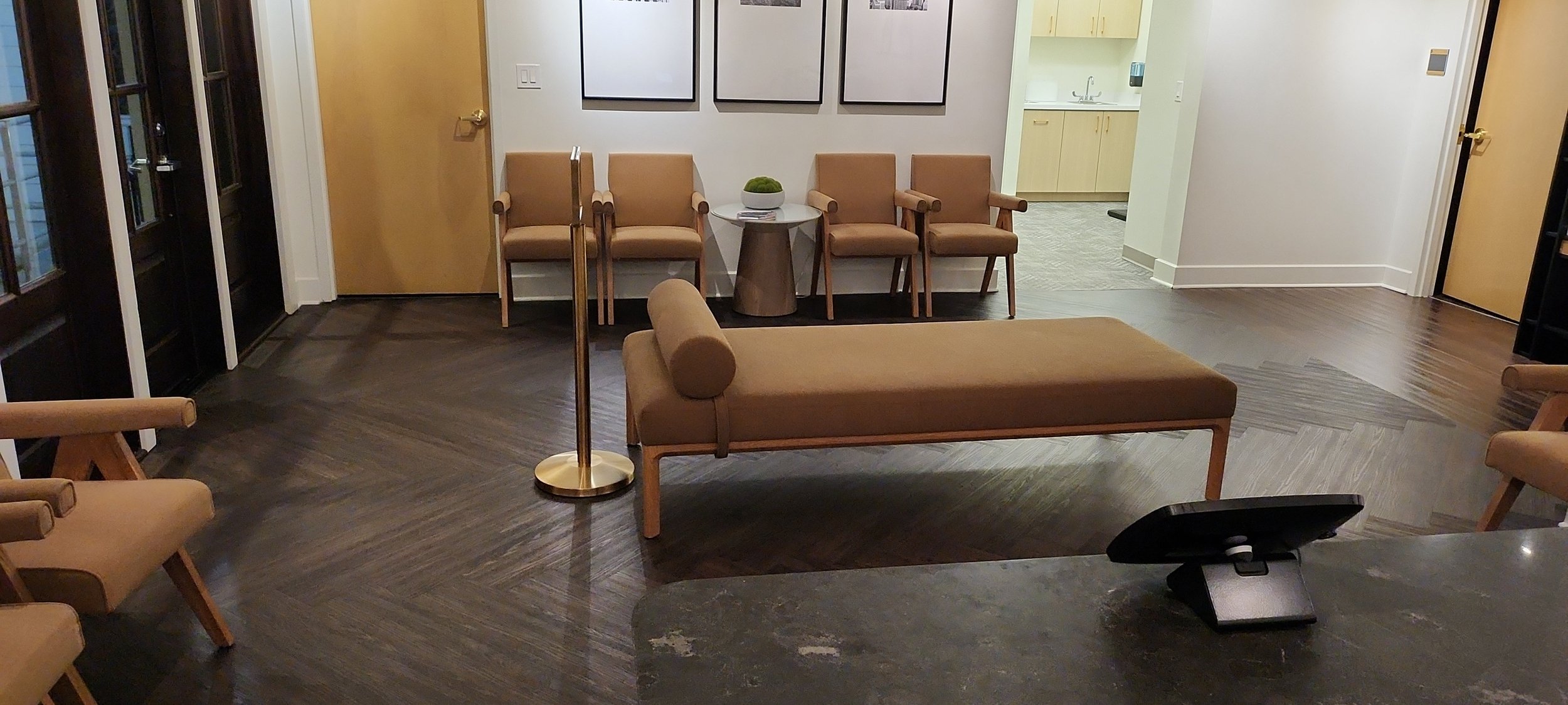 OMM/OMT clinic in Atlanta, Vega Hands On Osteopathic Care LLC waiting room