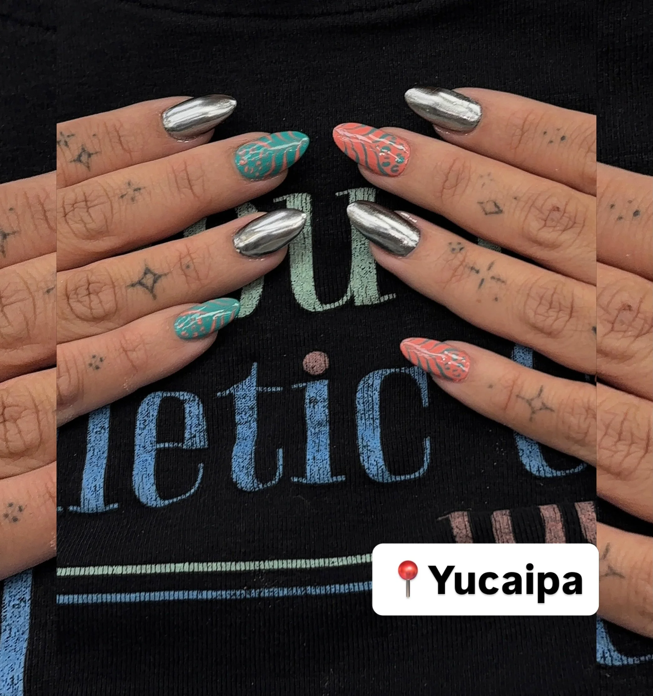 She&rsquo;s bringing Y2k back 💅✨
#yucaipanails #yucaipahair #ienails #yucaipanailtech #y2knails