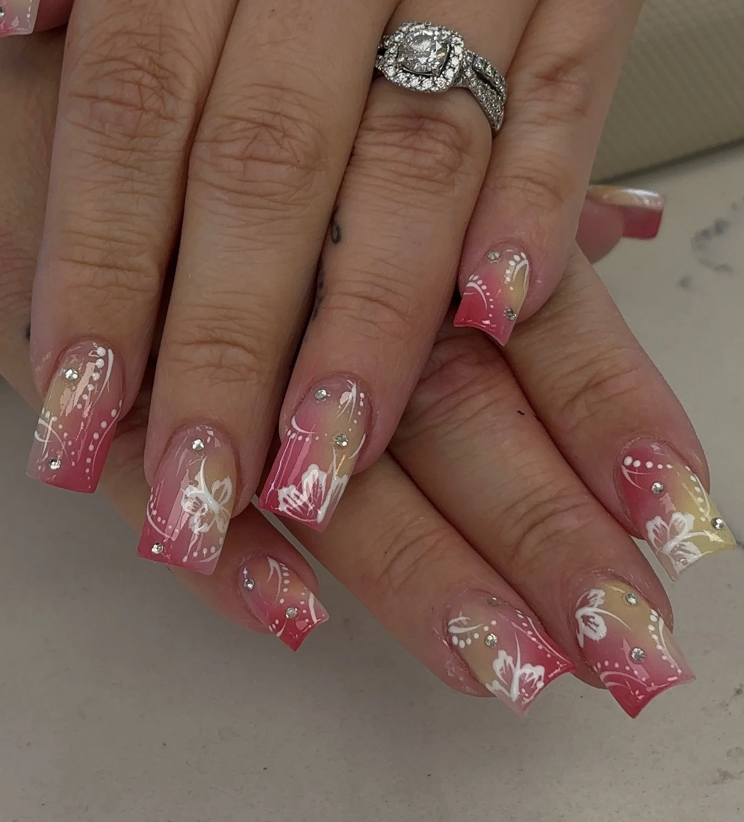 Perfect nails for the beach days &amp; LEGO Land 🤭 @bajamama_69 
Call us today for your vacation nails ~ 
#nails💅 #yucaipanails #yucaipanailtech #yucaipasalon #summernail