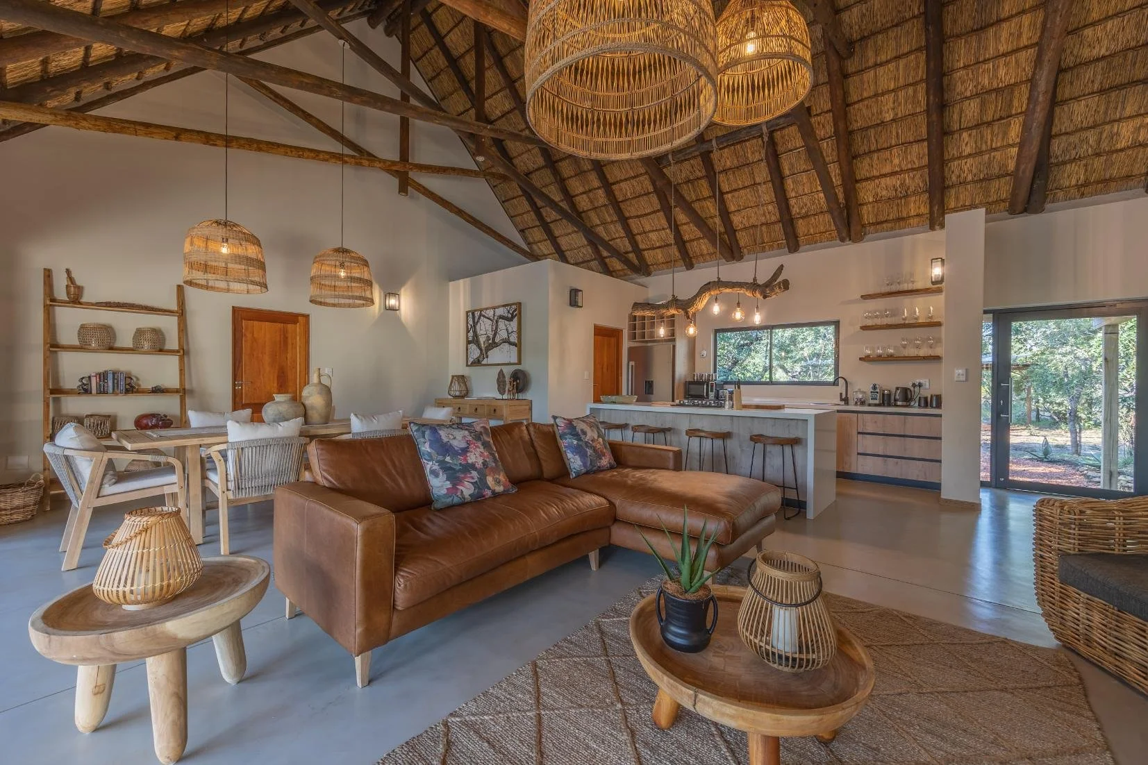 Ukanyi Luxury Villa - highres-6.jpg