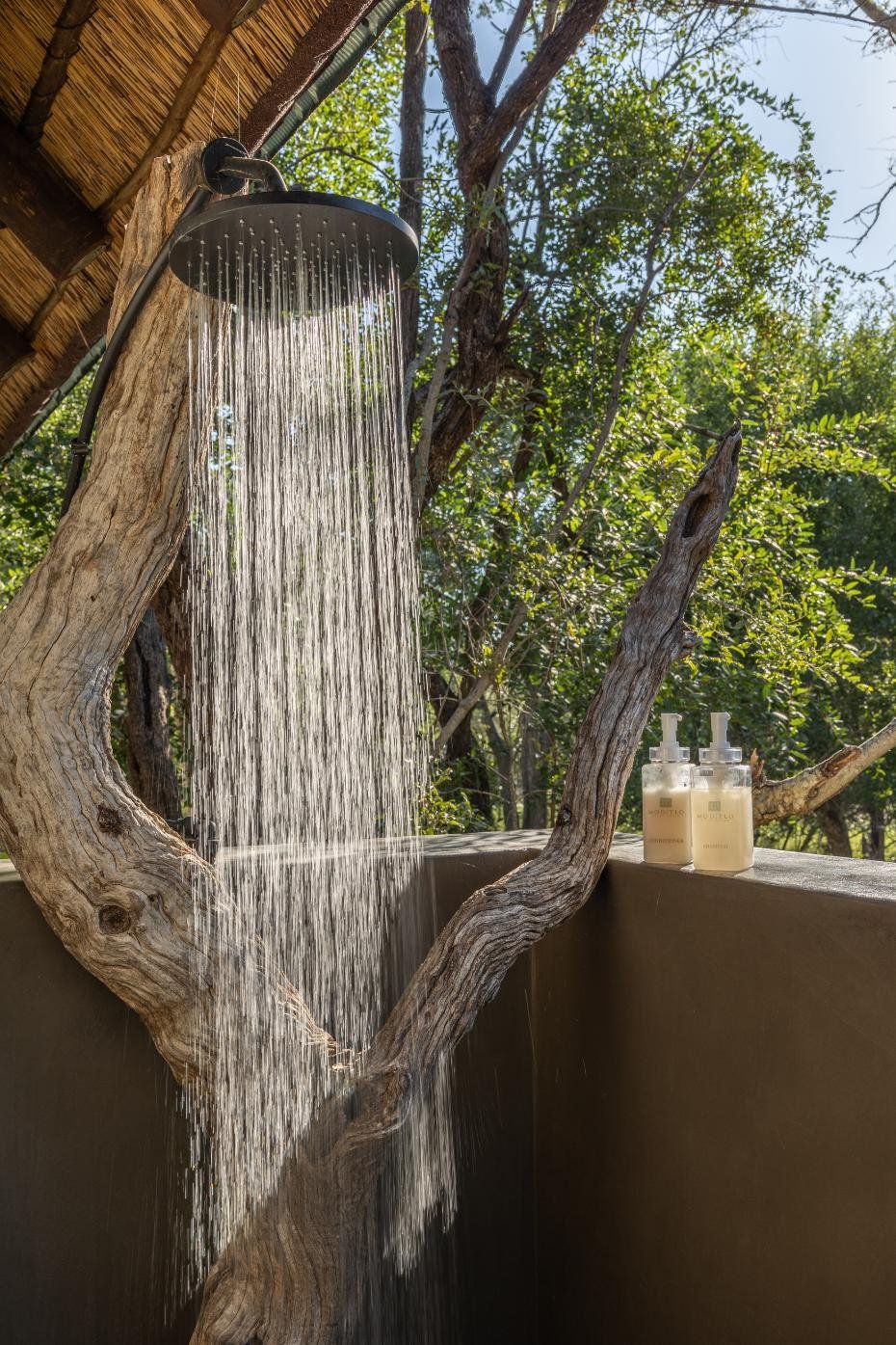 Ukanyi Luxury Villa - highres-5.jpg