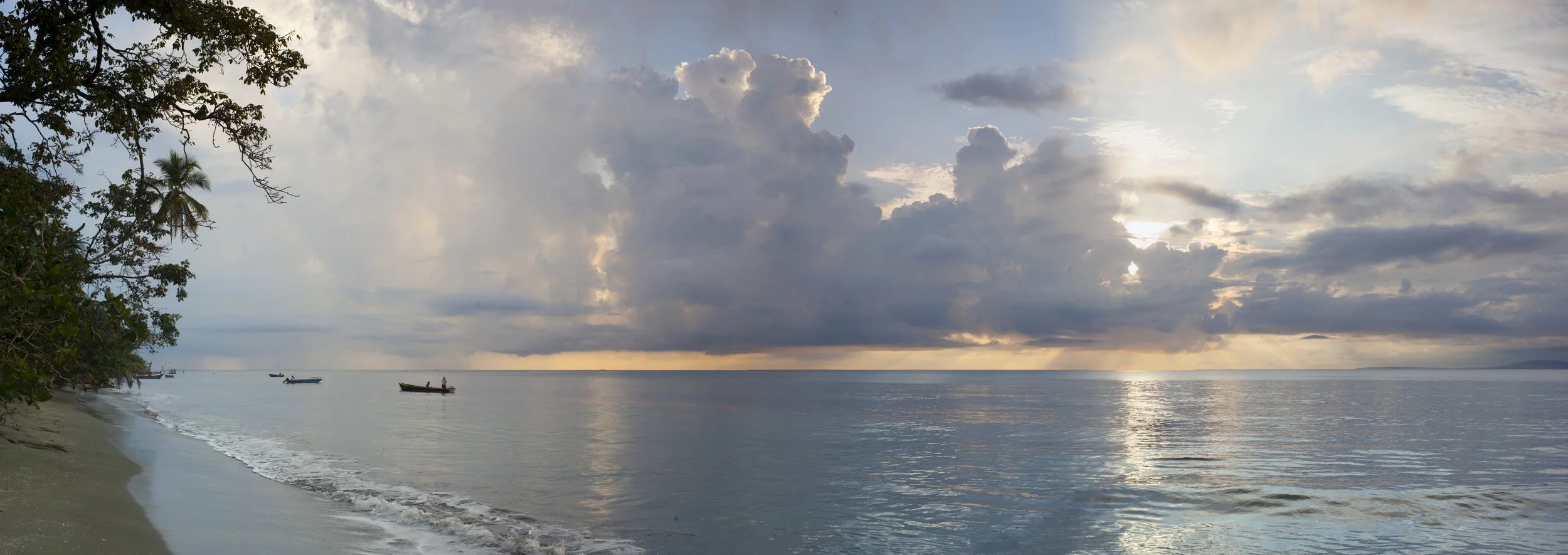 Playa Puerto Vargas, Cahuita, Limón, Costa Rica