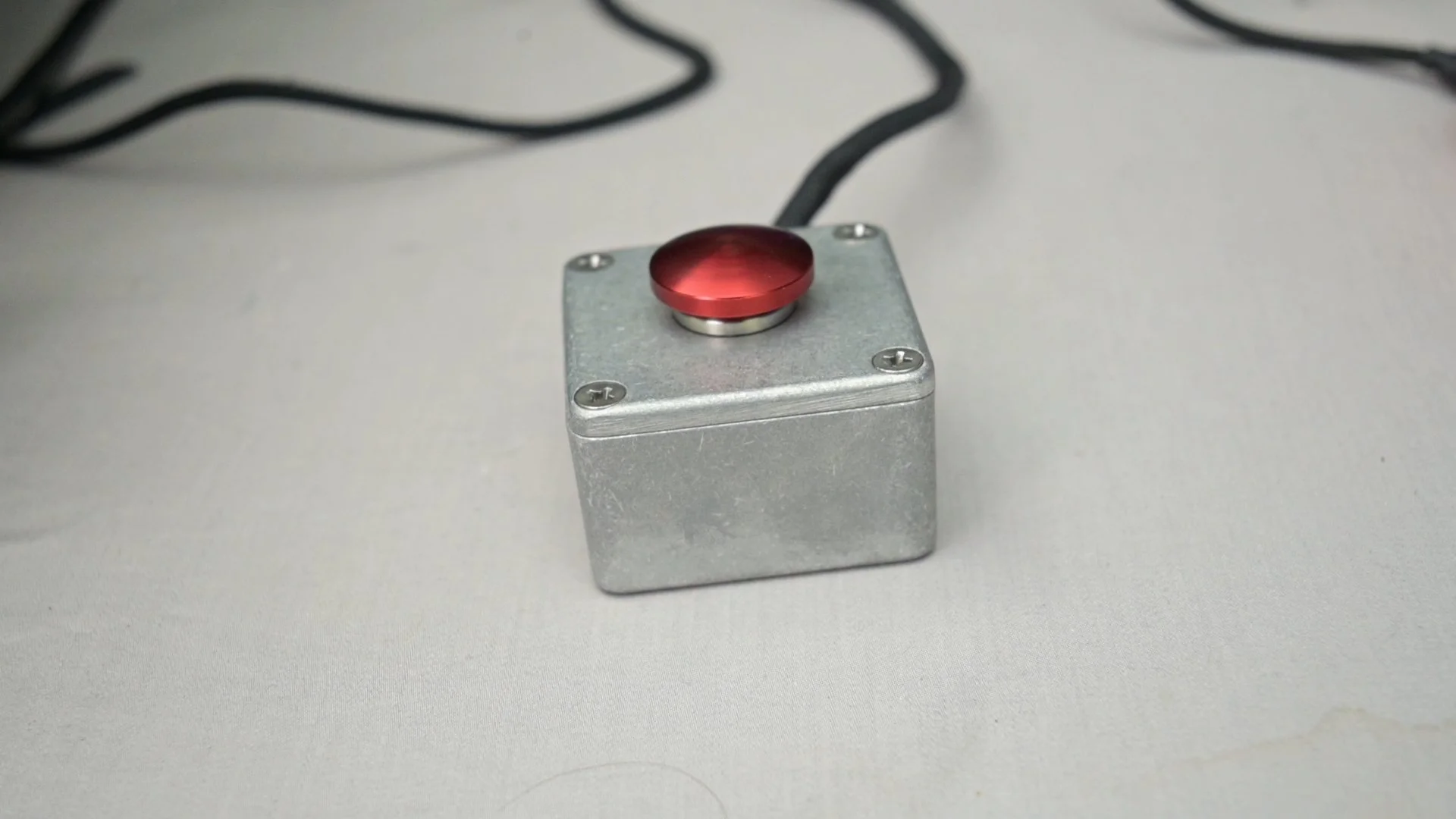 TrashBench External Power Switch