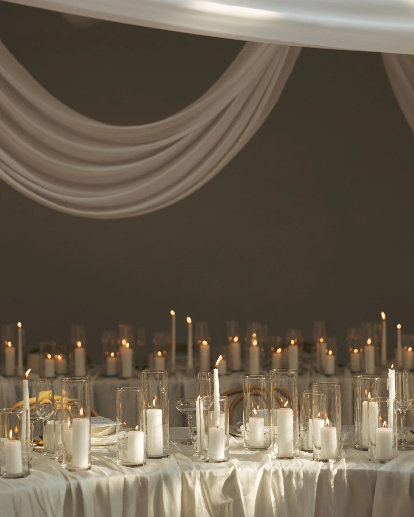 a dream woven in silk and candlelight 🕯️

VENDOR TEAM
host, vision + styling @willow_and_oak_photography @willow_and_community
photographer @geisthousephotoandfilm 
planner + content creator @copper_peak_media 
drapery, table cloths + stage @vintage