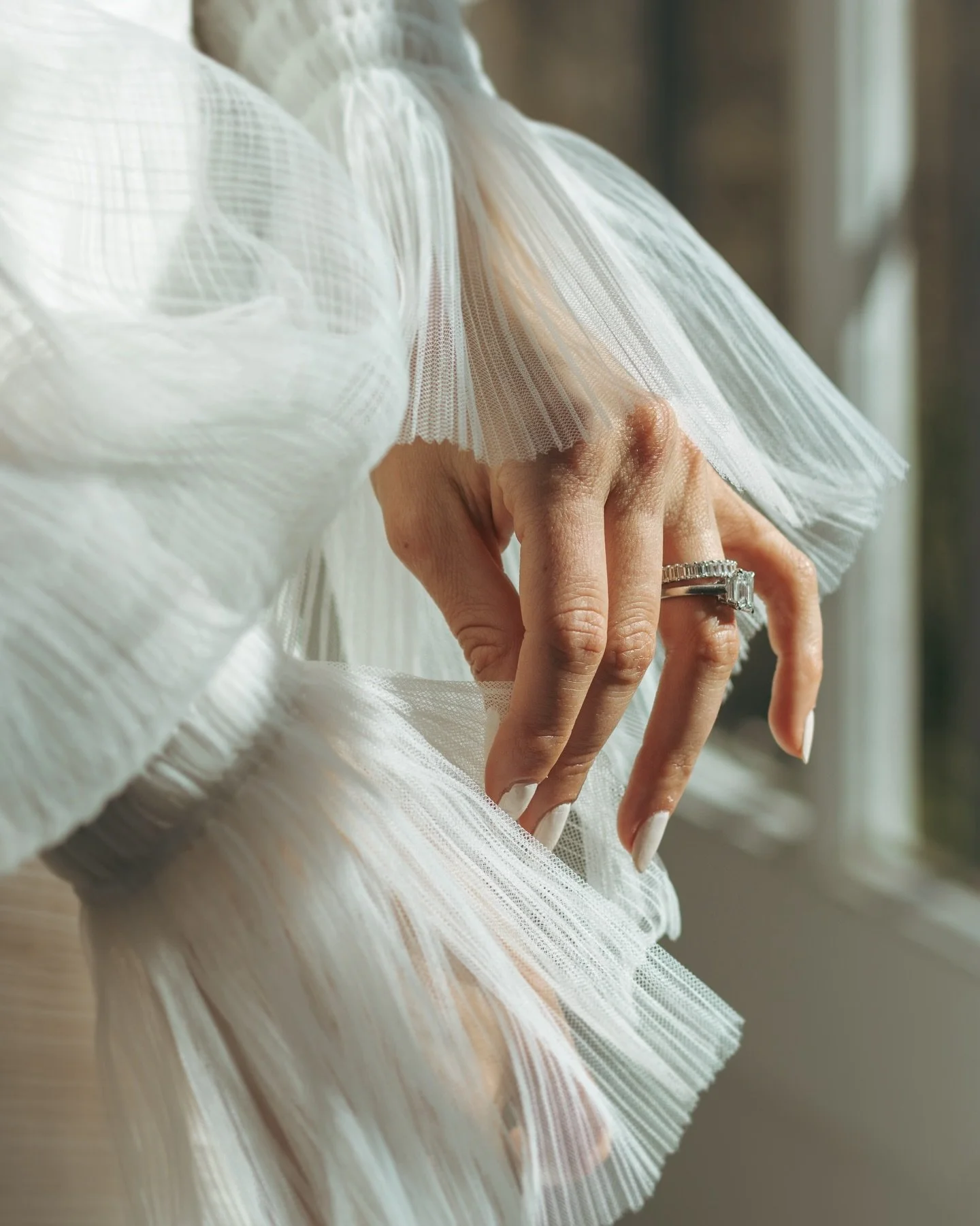 It&rsquo;s never just the big moments

it&rsquo;s this&mdash;
the quiet, the texture, the feeling in the room

the moments that don&rsquo;t ask to be seen&mdash;just felt

that&rsquo;s what i&rsquo;m here to hold onto for you 🕊️

#nycweddingphotogra