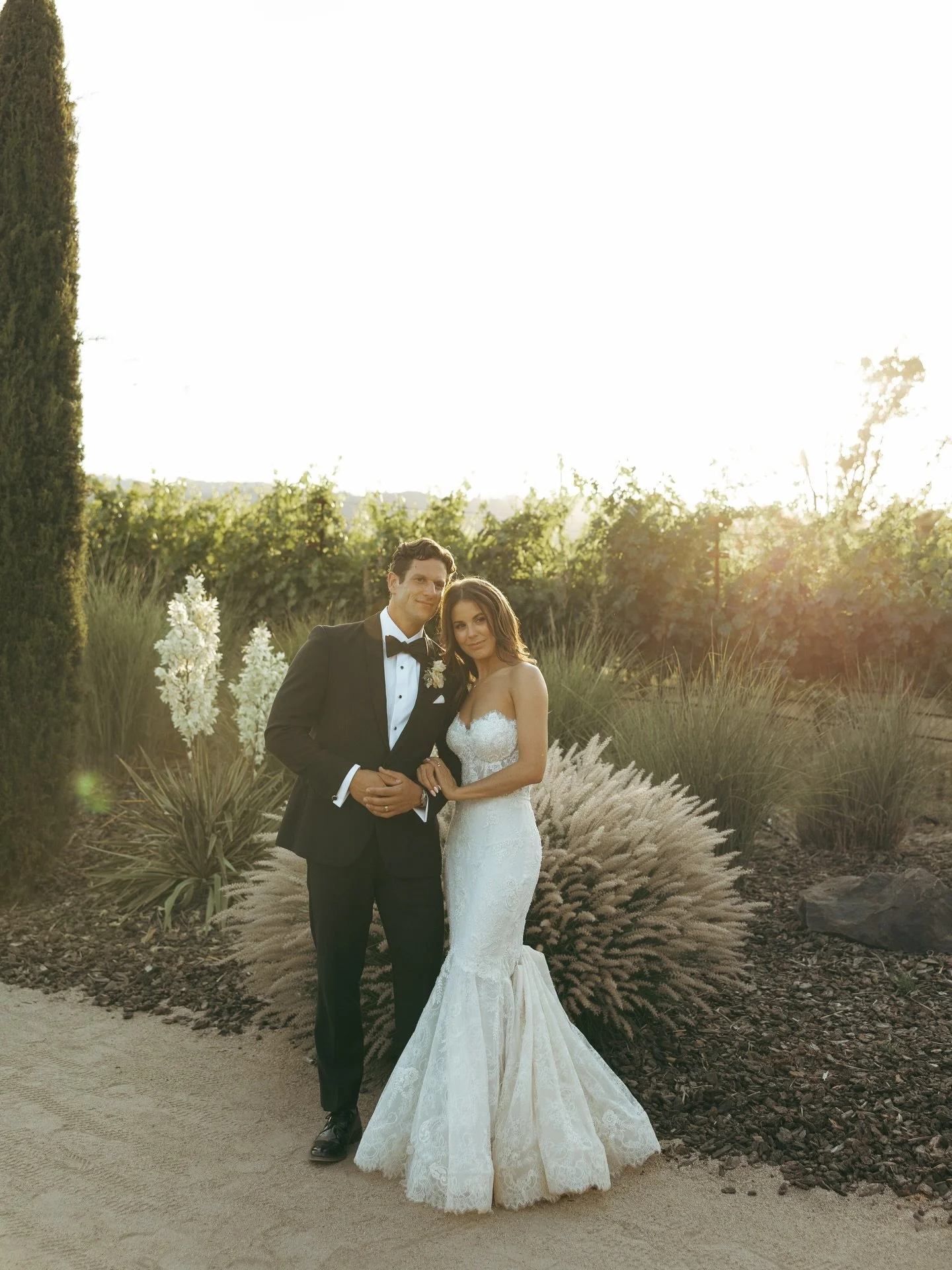 There&rsquo;s something about a destination wedding in Napa Valley that just hits different

the light feels softer, the air feels warmer
and the whole weekend unfolds a little slower

Marisa + Chris chose @brindarenapavalley not just for how it look
