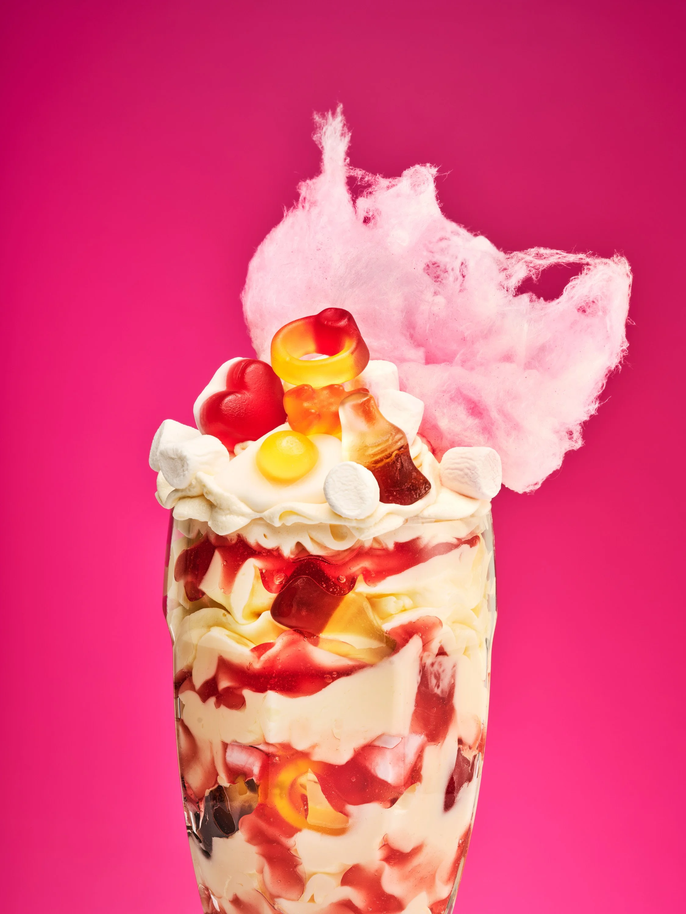 Butlins_Menu24_12.1.24_Beachcomber_IceCreamSundae - 300.jpg