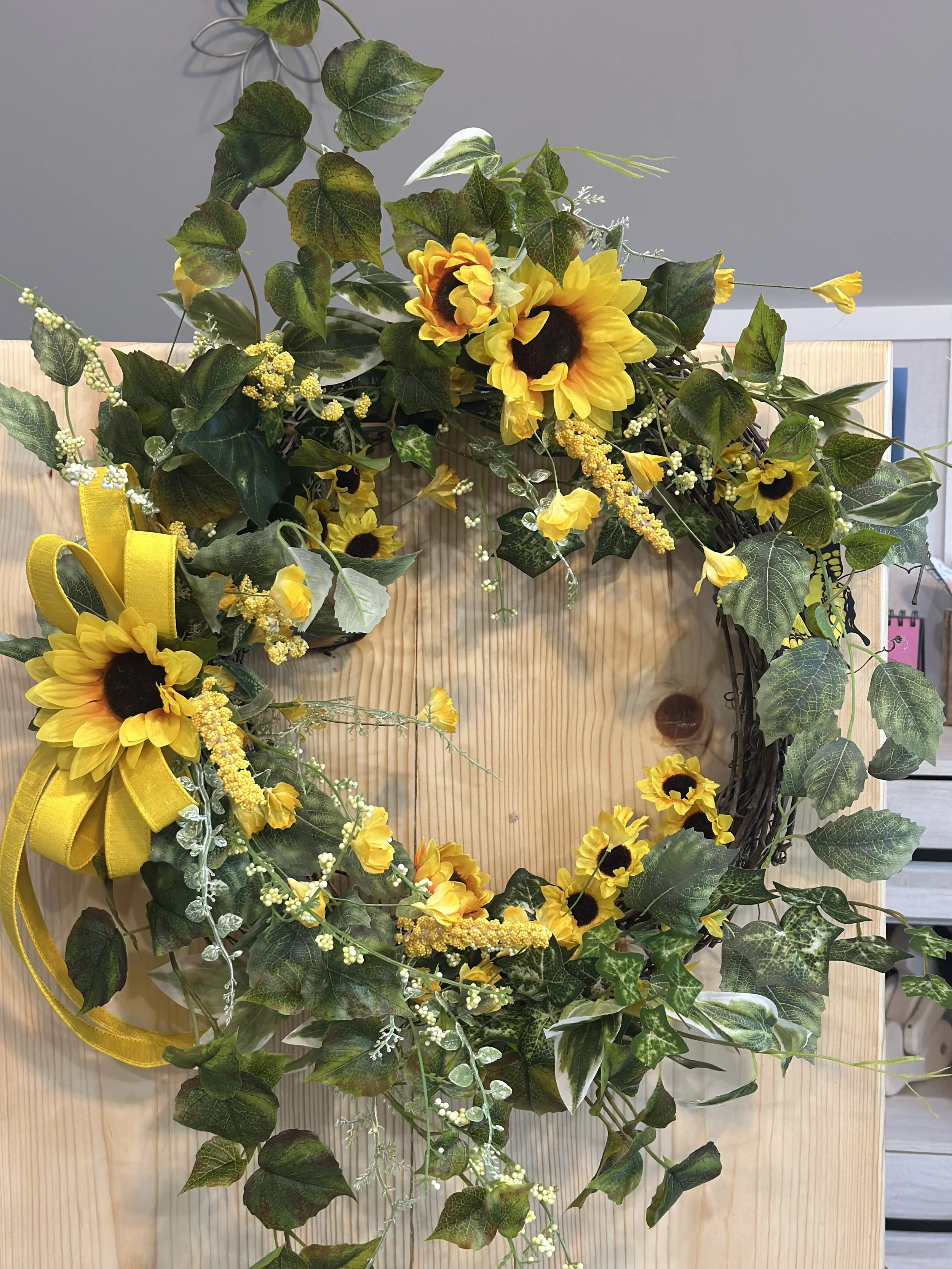 Sun Kissed Welcome Wreath