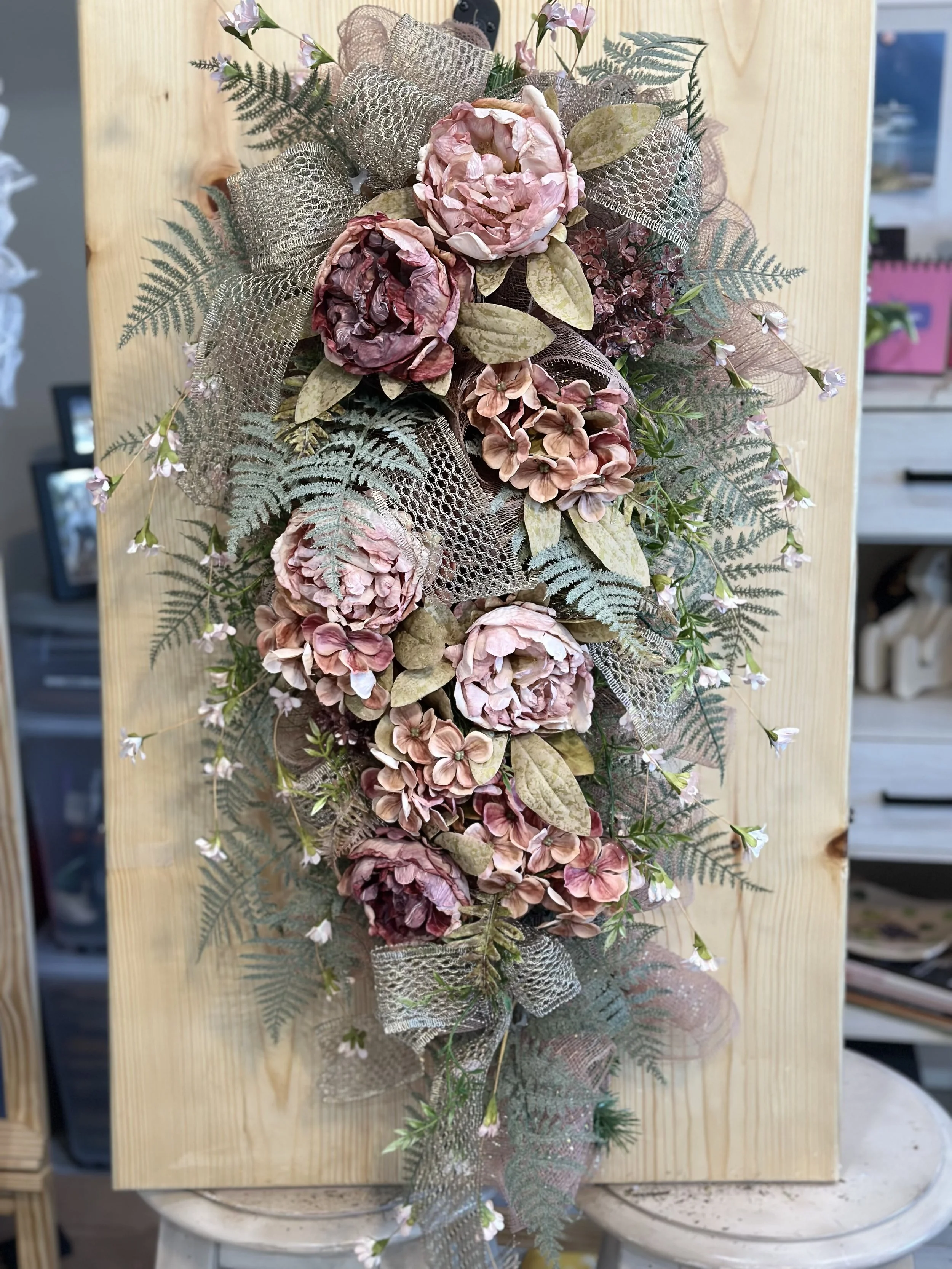 Vintage Blush Cascade