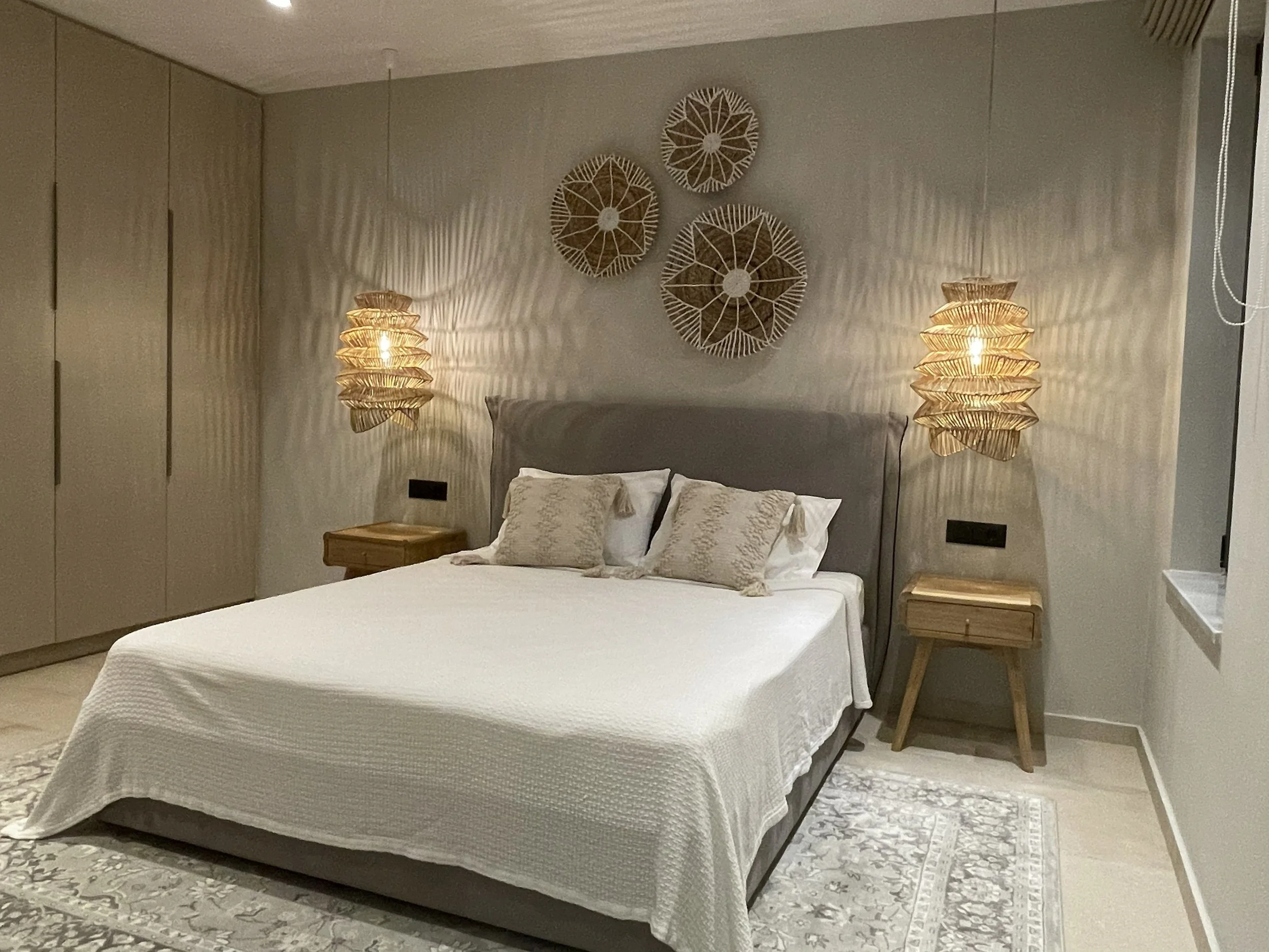 Luxury double bedroom in a private Zakynthos villa – Levante Villas