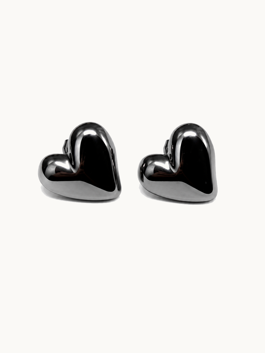 Midnight Heart Stud