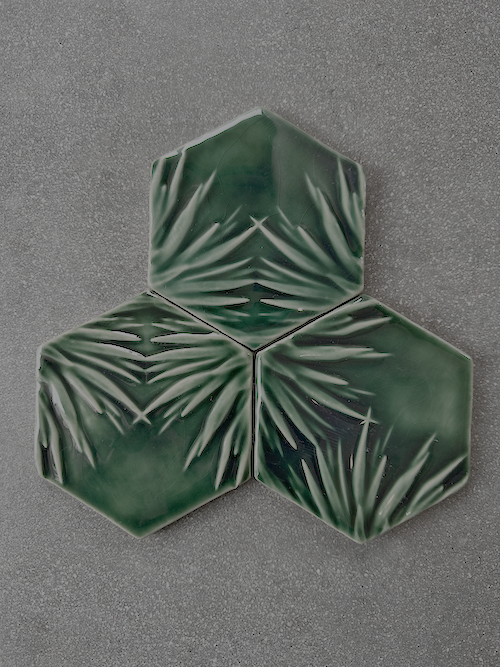 design: YUCCA | glaze: TRANS GREEN