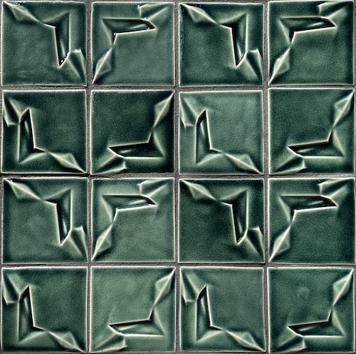 design: CRYSTALLIZE | glaze: YEMANJA