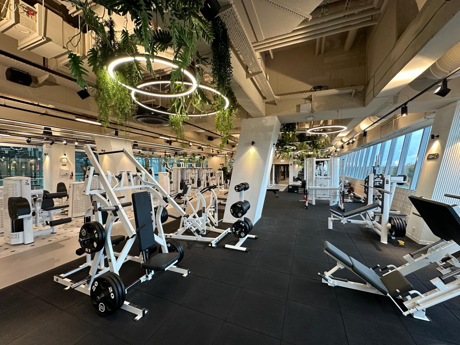 FITSEVENELEVEN BLACK | AIRPORT 