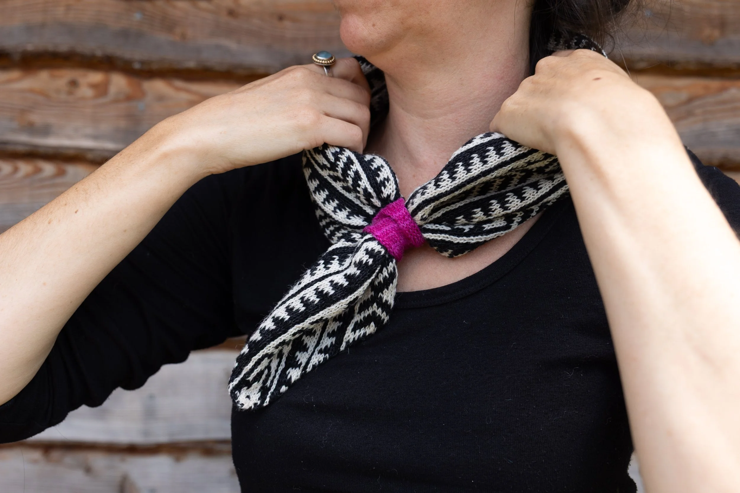 Custom Knitted Neckerchief Workshop with Marissa Thereze