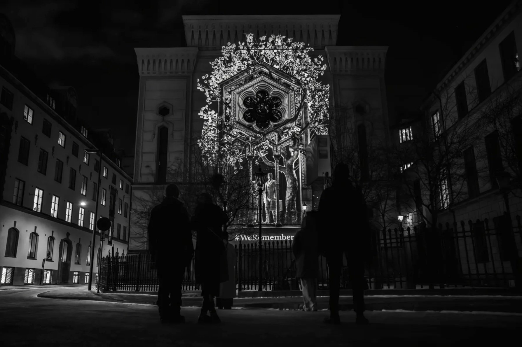 Nobel Week Lights: Heroes