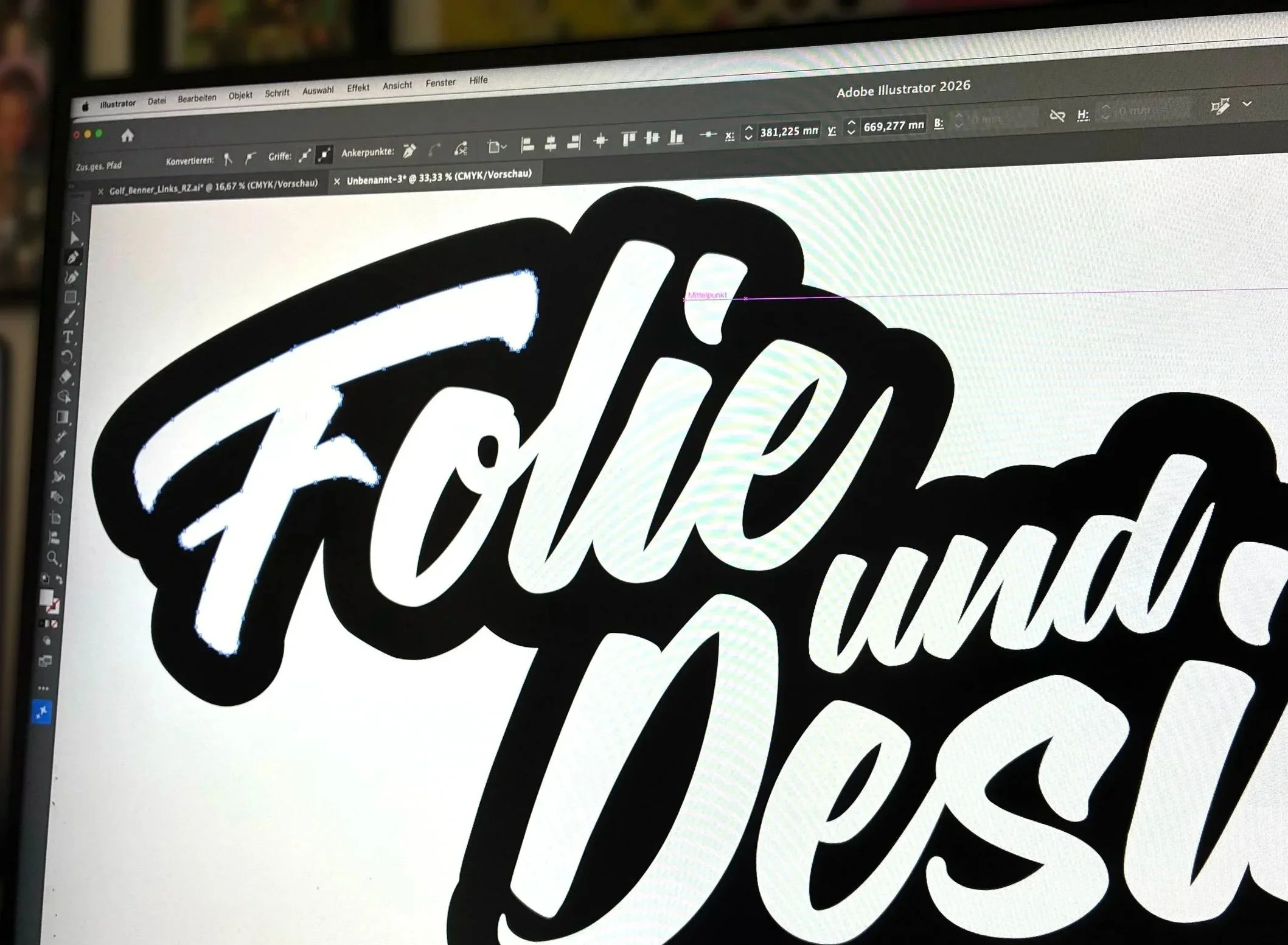 Lettering-Entwurf für Folie-und-Design Fahrzeugbeschriftung