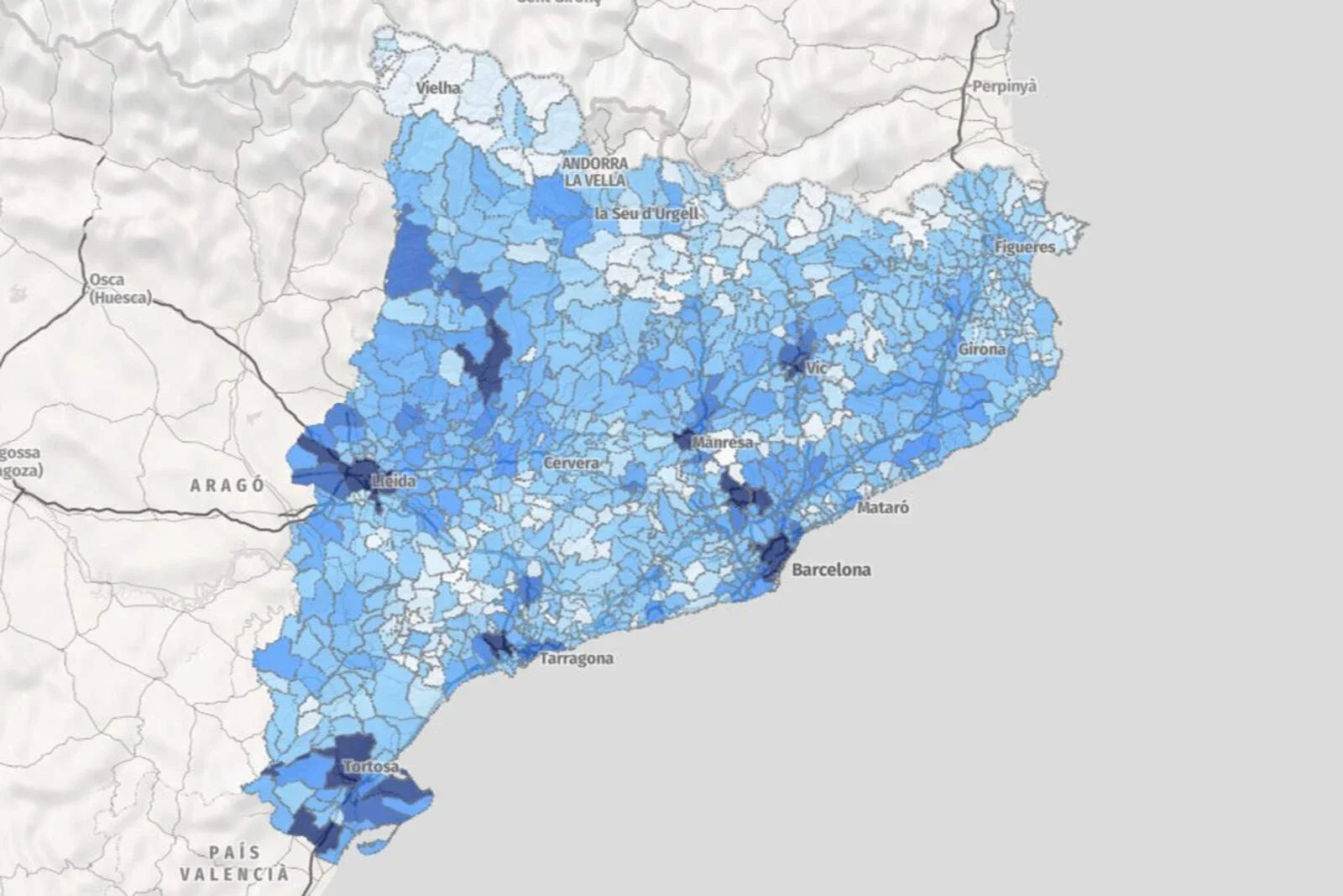 Mapa de la comunidad autónoma de Cataluña, en España, mostrando las distintas provincias en diferentes tonos de azul y blanco para ilustrar datos estadísticos o geográficos.