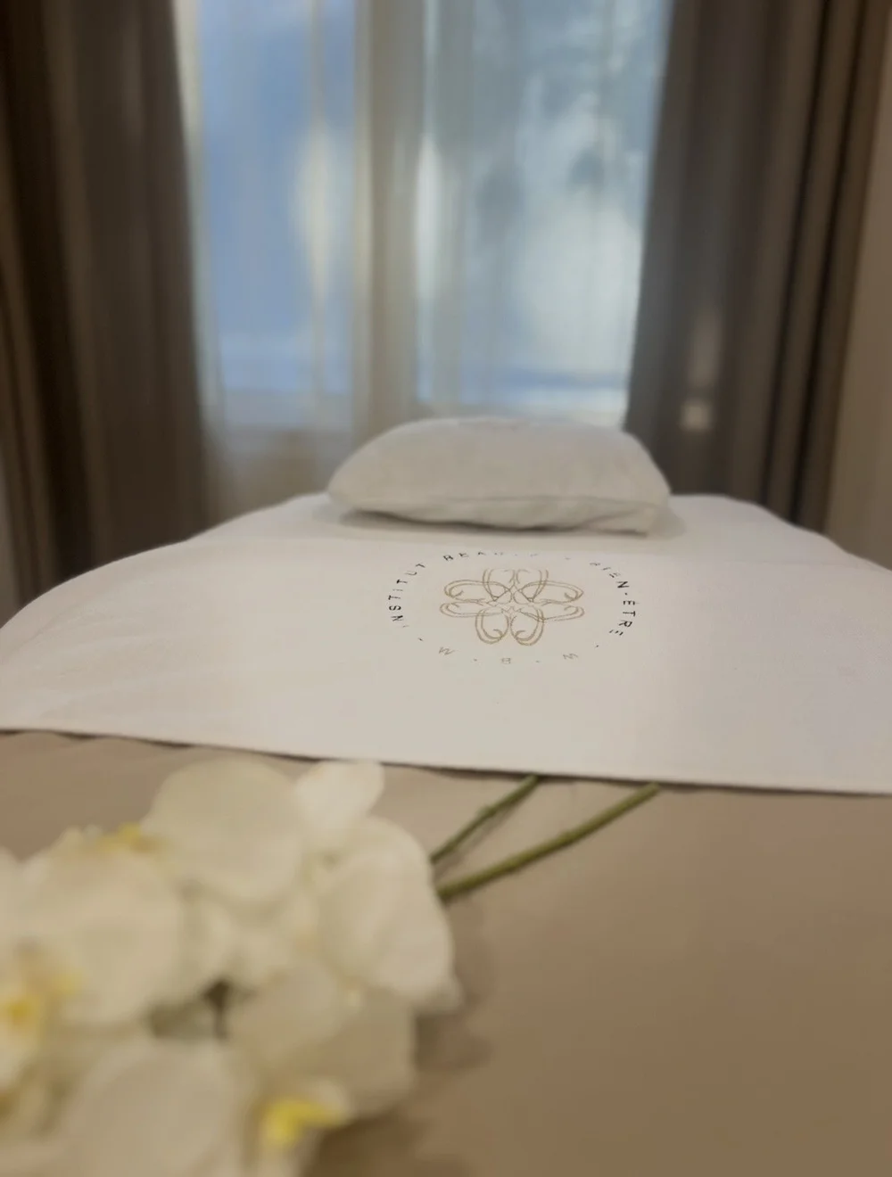 Table de massage de l'institut WBM à Salon-de-Provence