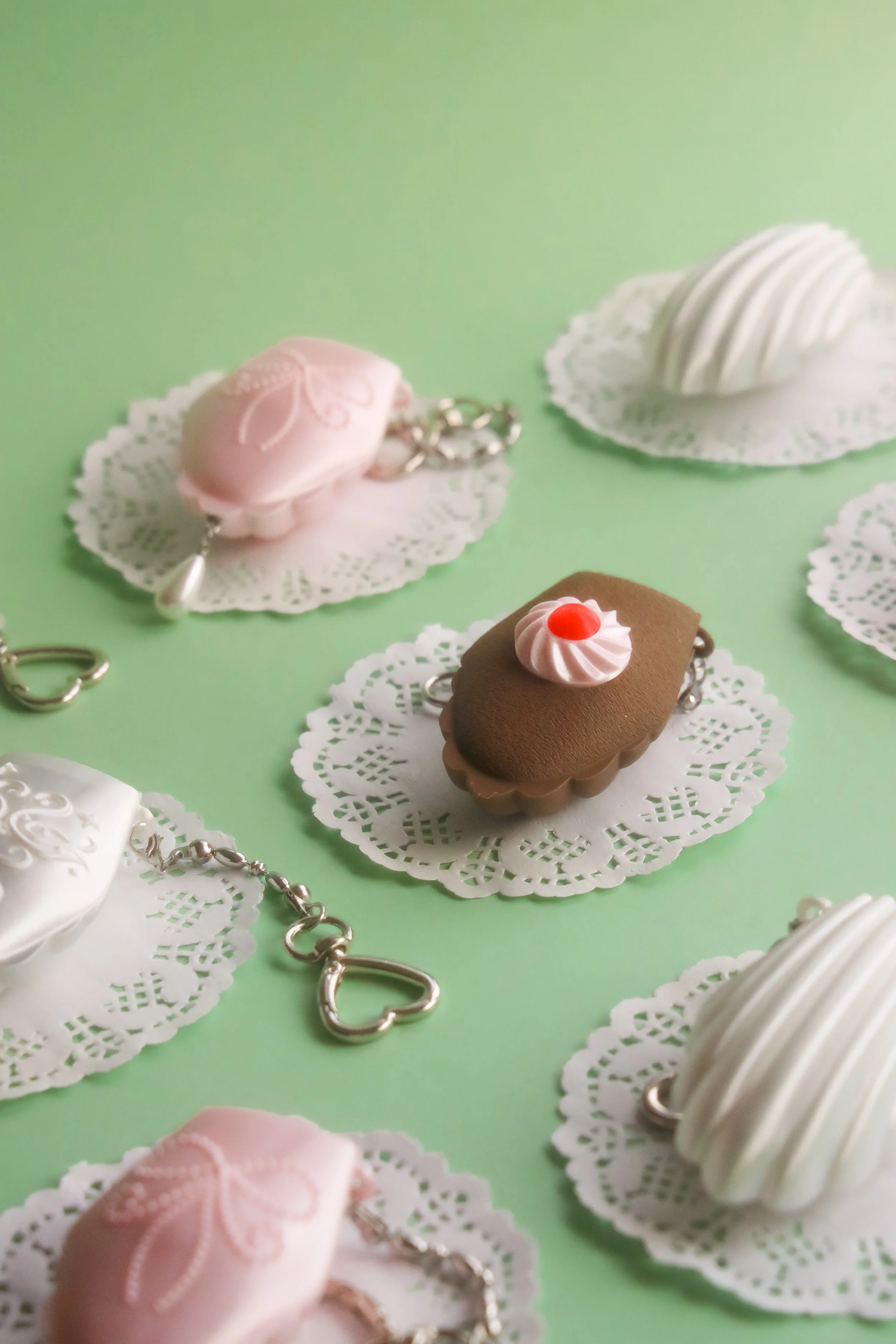 2-Way Madeleine Case (Silk Cream Edition)