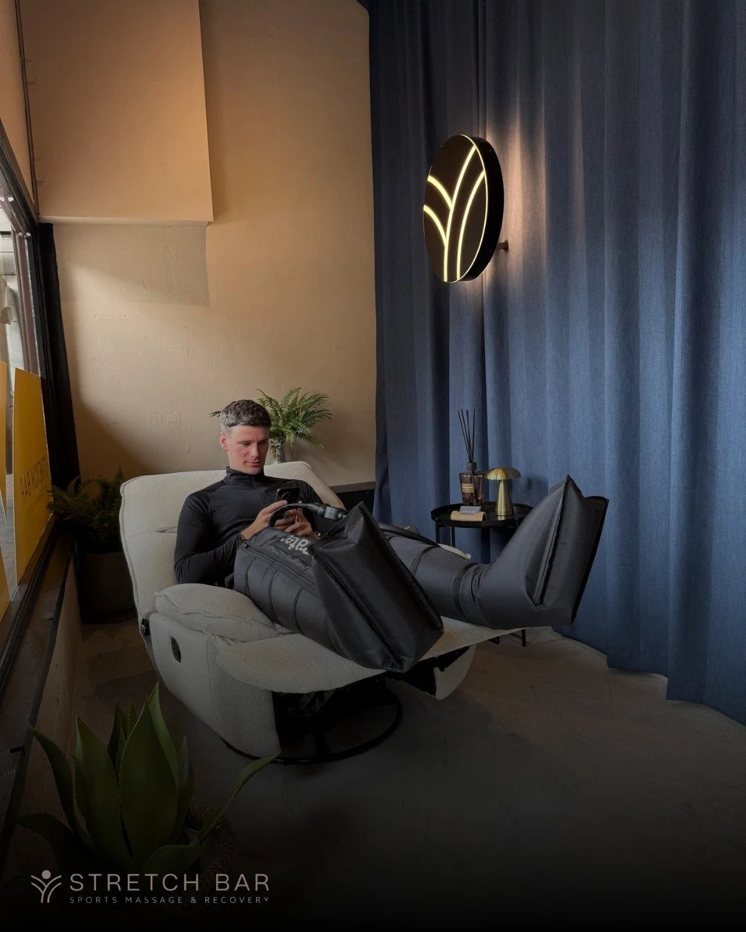 Heavy, tired legs? 🦵

Put your feet up and let our Compression Therapy boots do the work.

Using sequential compression, the boots gently apply pressure up the legs to help support circulation, reduce muscle soreness and stiffness, and aid recovery.
