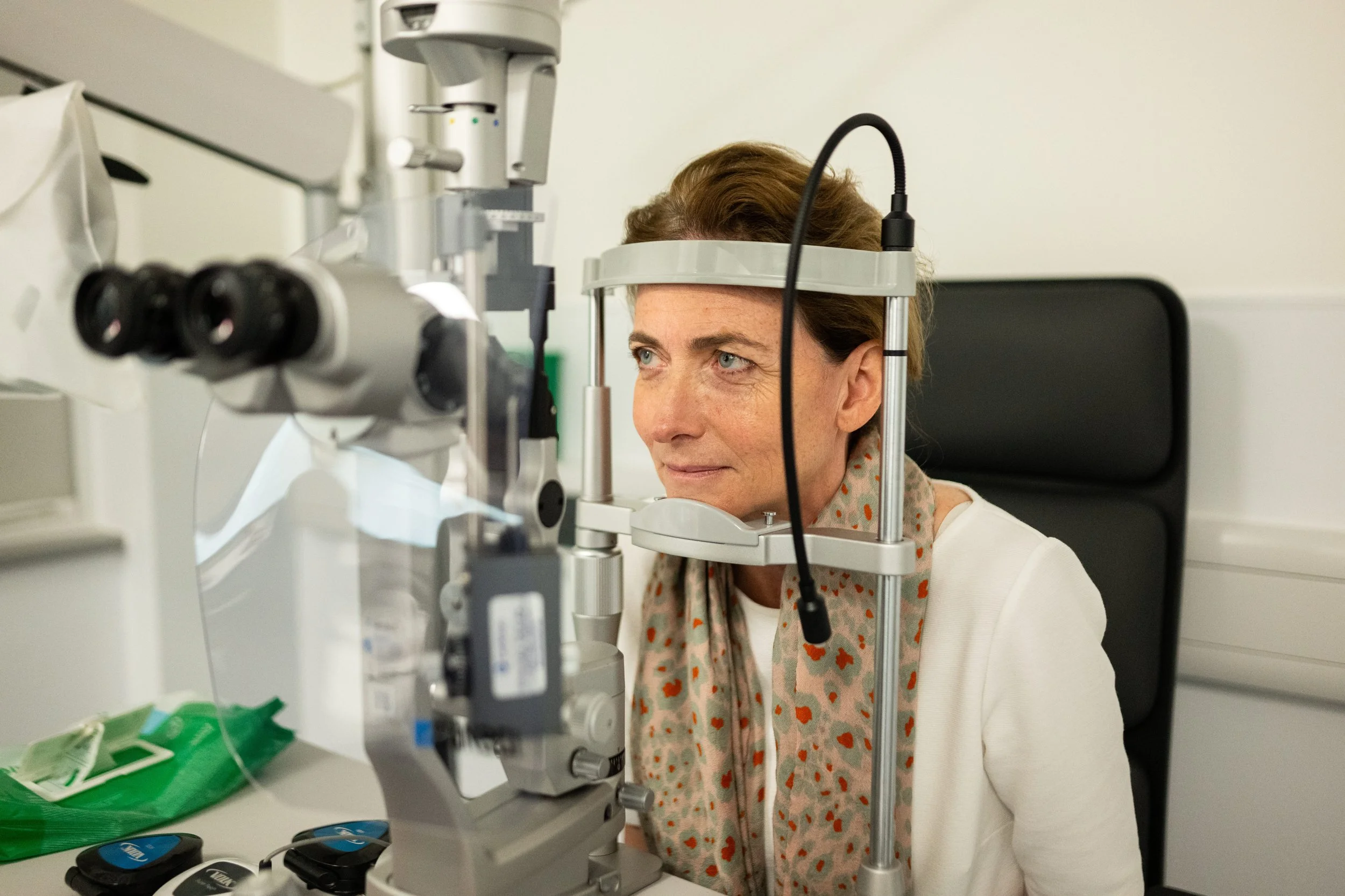 Pam Cox MP Visits Eye Clinic in Colchester and Backs Easier NHS Access ...