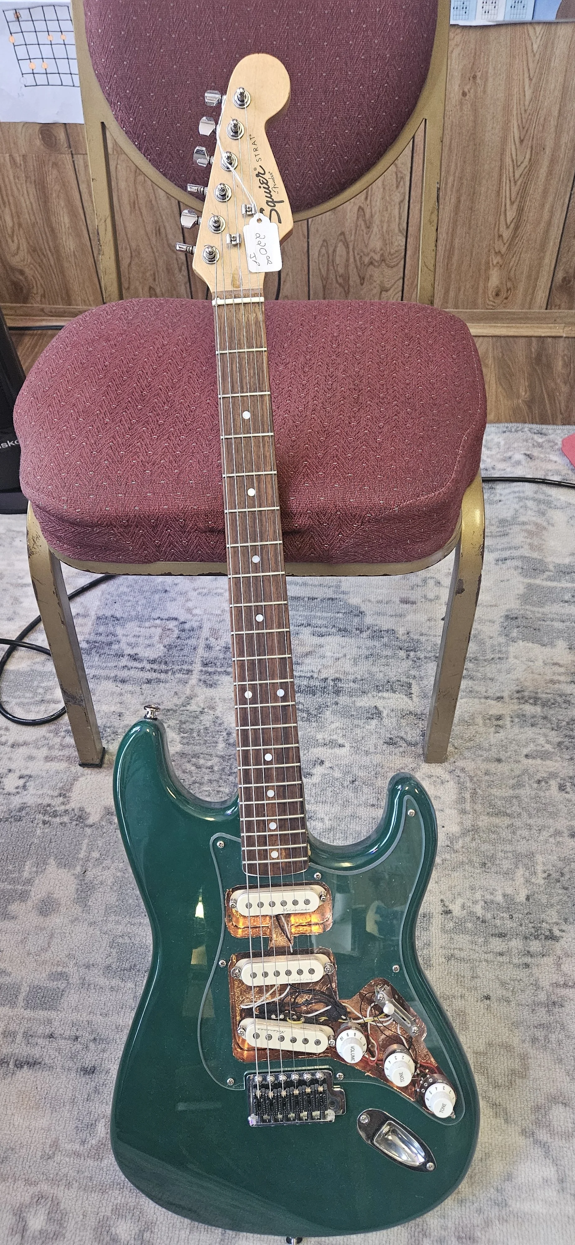 Squier Stratocaster Electric Guitar - Green Noiseless Pickups