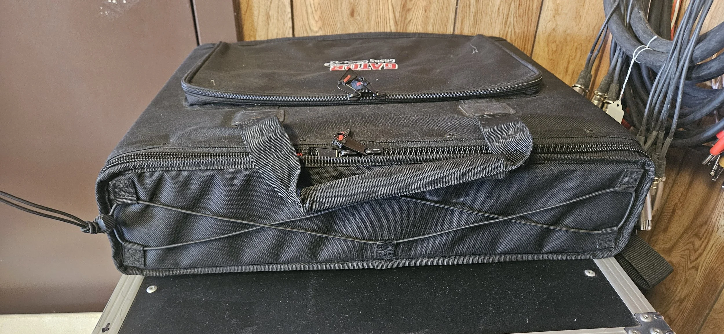 Gator 4 space Rack Carrying Case
